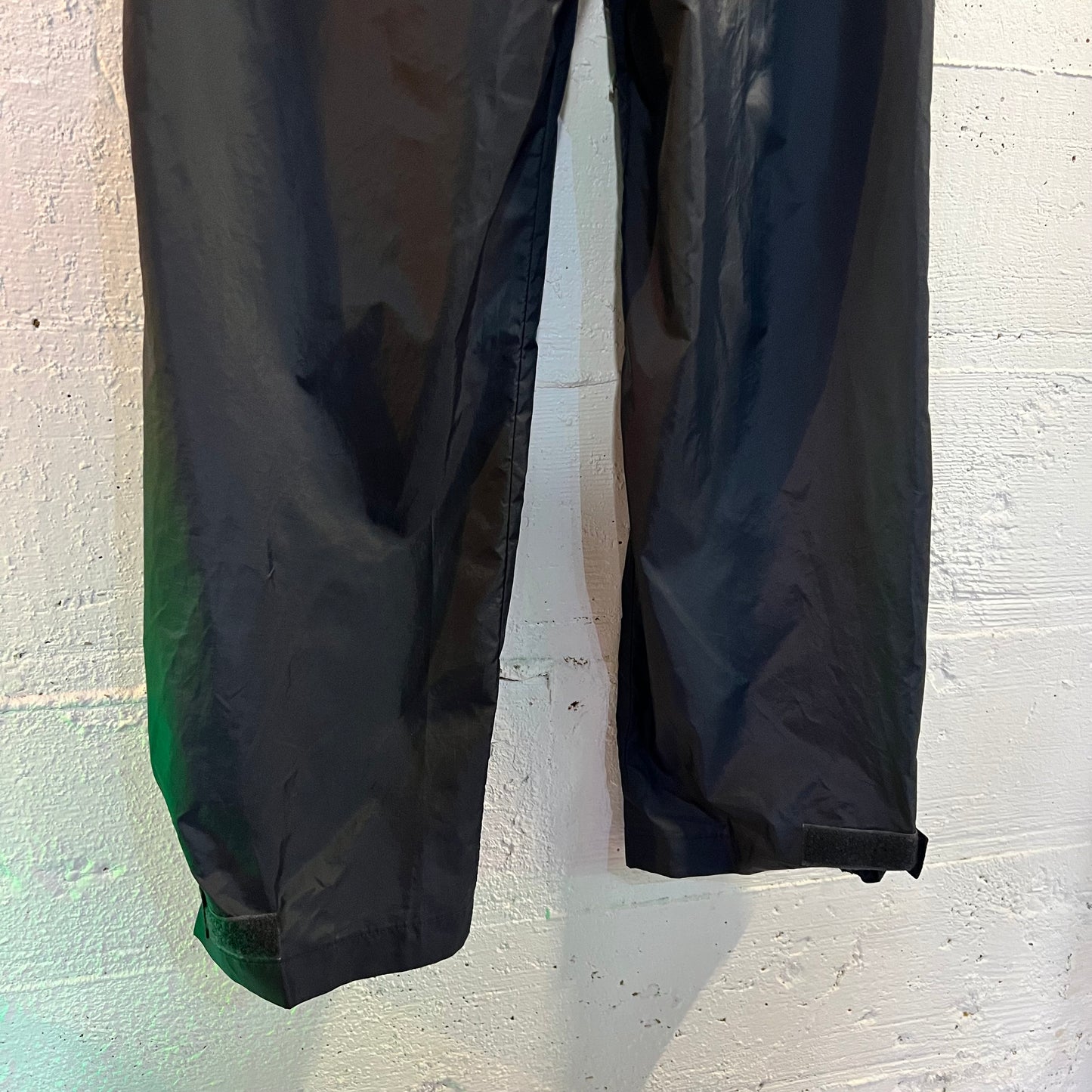 Vintage Columbia Sportswear Women's Packable Waterproof Pants - Size Small - Navy