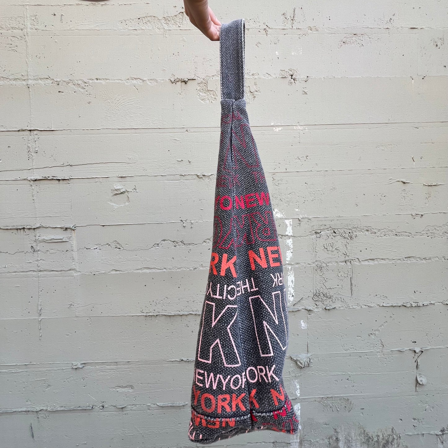 Robin Ruth New York City Hobo Handbag - O/S - Gray/Red