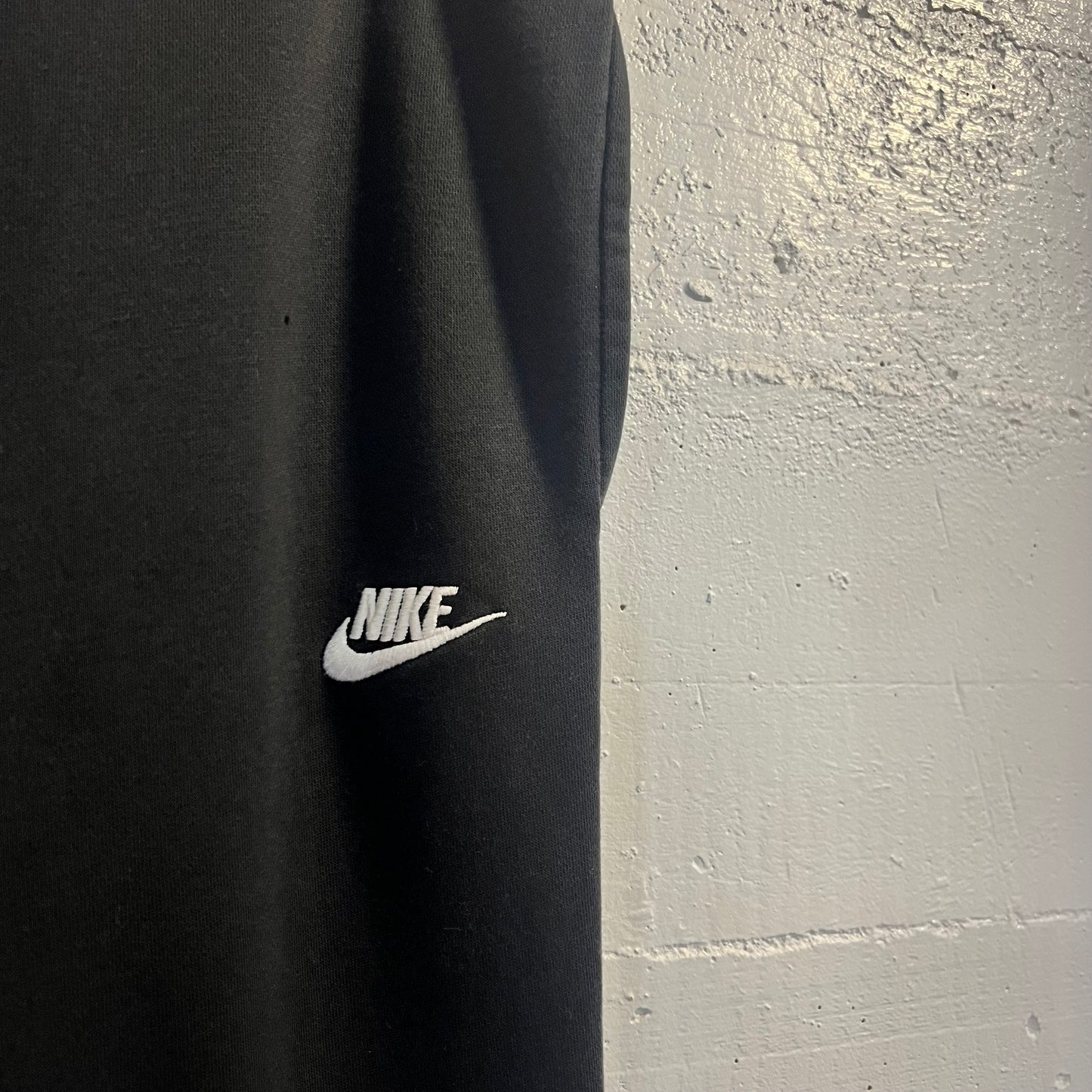 Y2K Nike Straight Leg Mini Swoosh Embroidered Sweats - Size Medium - Black/White