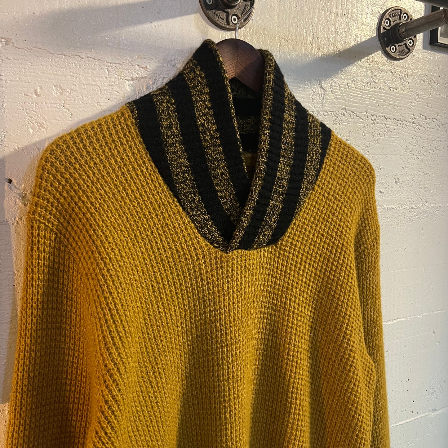 True Vintage 1950's Penney’s Towncraft Lambs Wool Large Shawl Collar Waffle Knit Sweater - Size Large - Mill 8244 - Mustard Yellow/Black