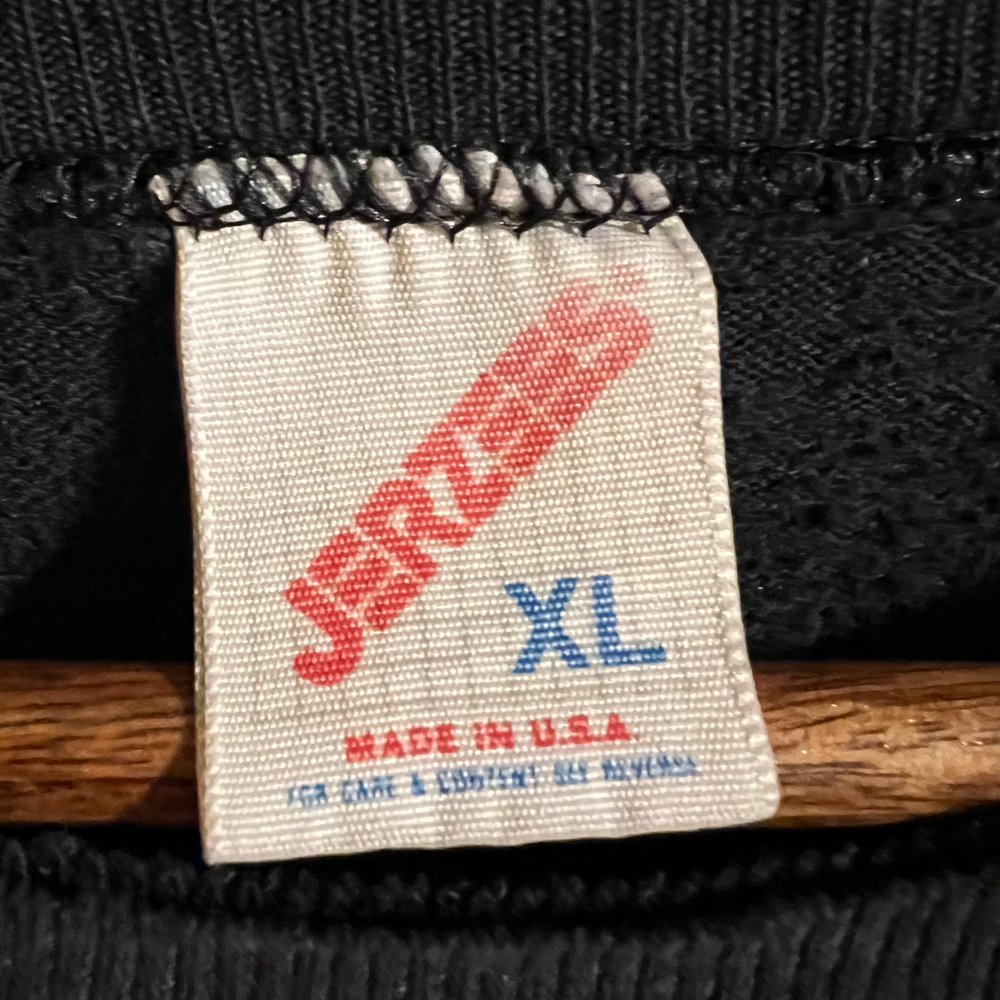Vintage 90's Distressed Holy Cross Collegiate Crewneck Sweatshirt - Size XL - Made In USA - Black