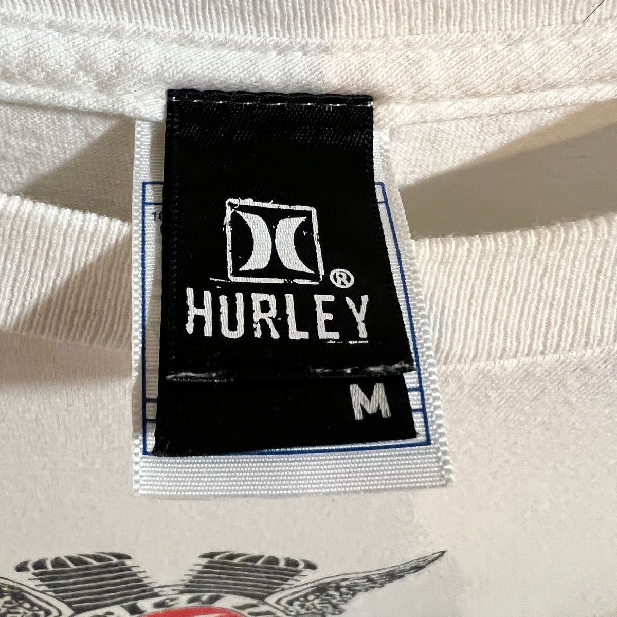 Vintage Early 2000’s Hurley Int. Freedom Co. Skateboarding T-Shirt - Size Medium - White/Black/Red