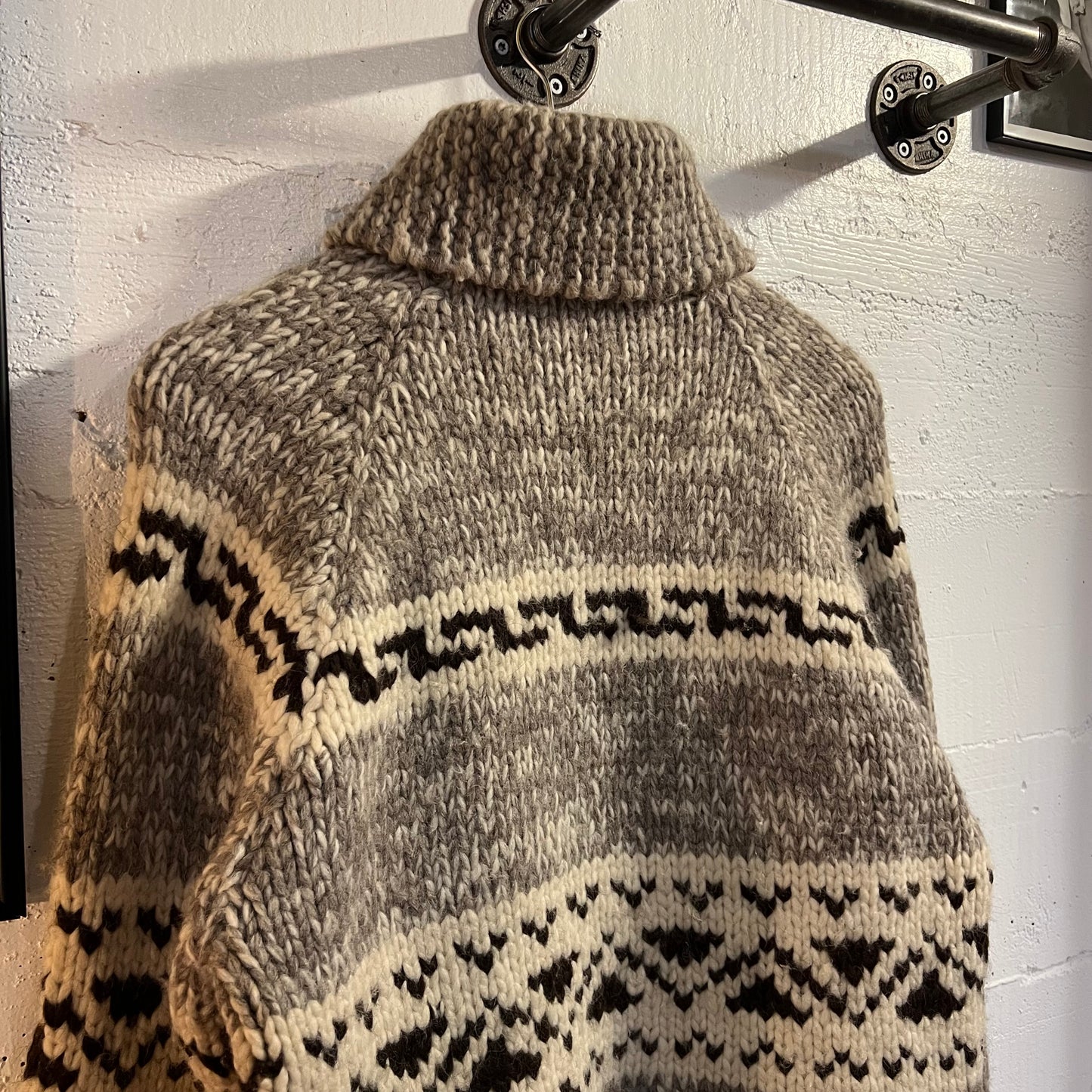 Vintage 60's Cowichan Intarsia Heavy Knit Wool Sweater Acme Zipper - Size Large - Made In USA - 100% Wool