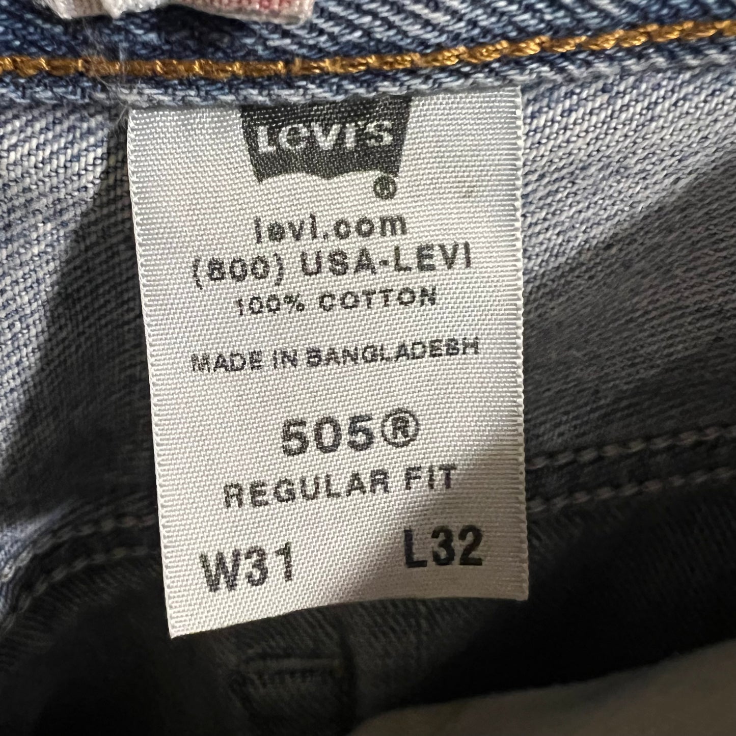 Vintage 2005 Levi's 505 Regular Straight Leg Denim Jean - Size 28"- 30" - Light Wash Indigo