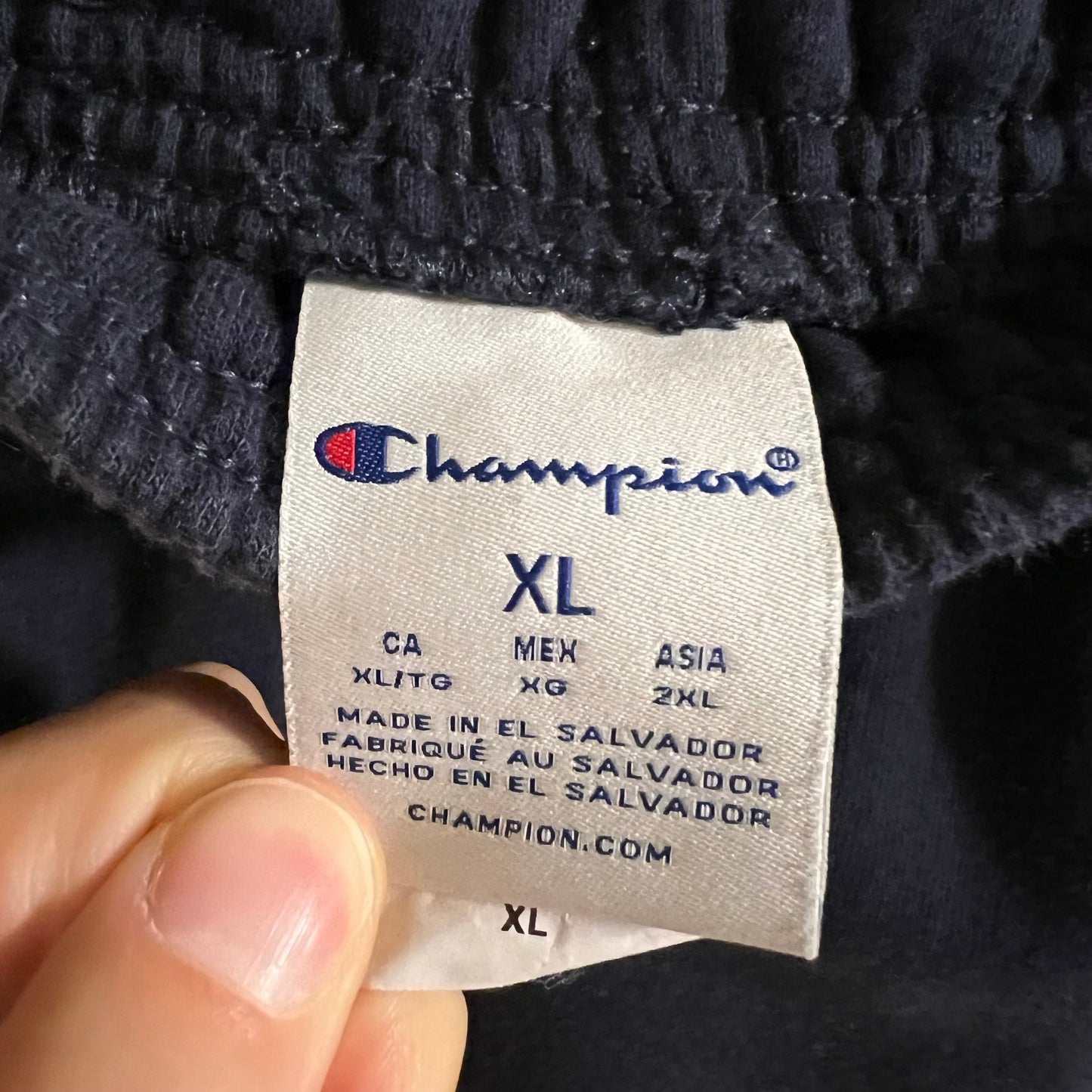 2000’s Champion Athletic Sweat Shorts - Size XL - Navy