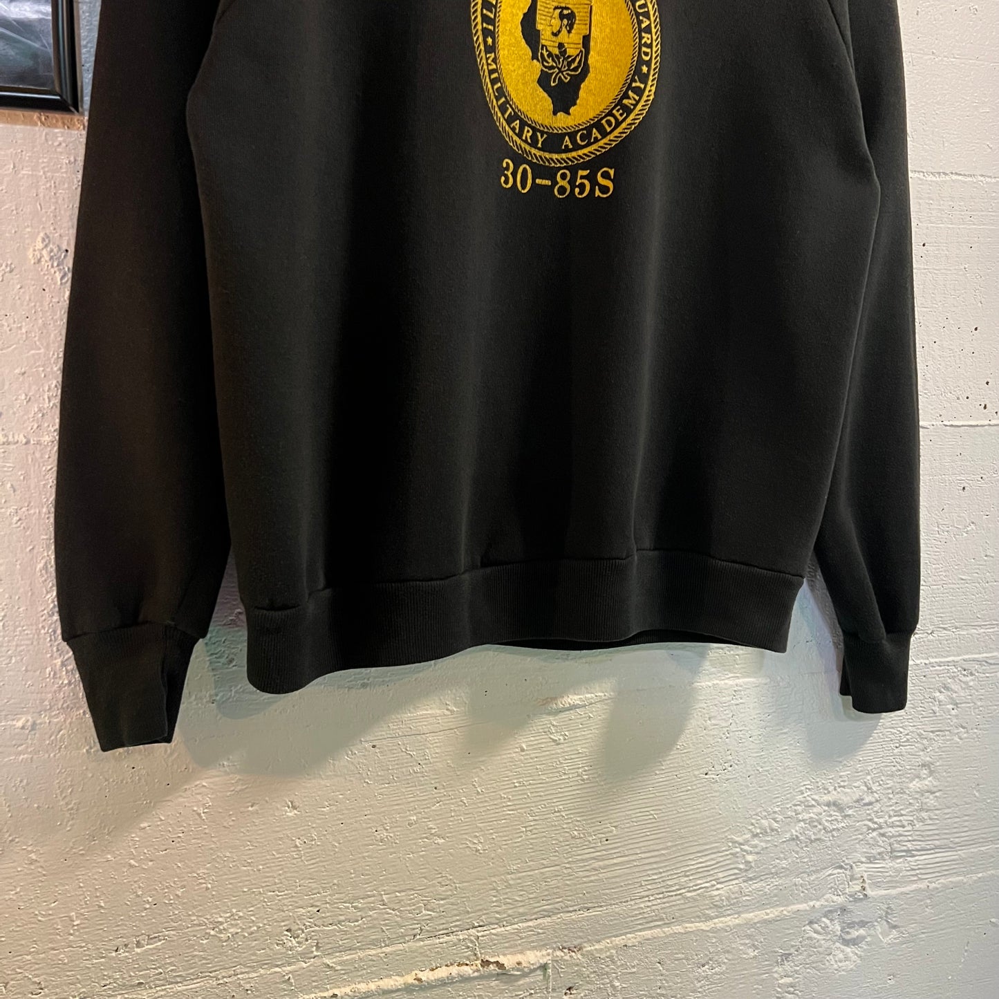 Vintage Early 1980's Illinois National Guard Officer Candidate School (O.C.S.) Raglan Crewneck Sweatshirt - Size Large - Made In USA - Black/Gold