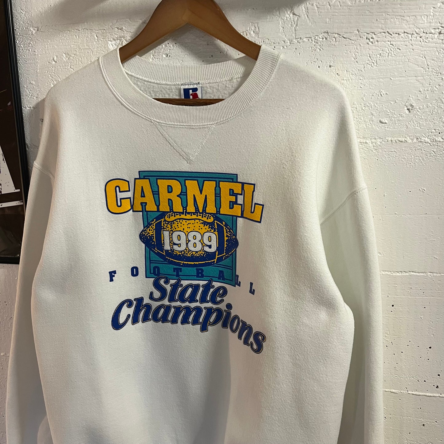 Vintage 1989 Russell Athletic Carmel Football State Champions Crewneck Sweatshirt - Size XL - Made In USA - White/Yellow/Blue
