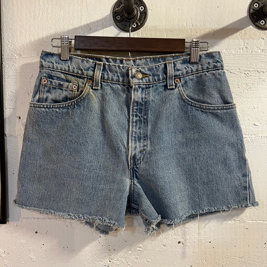 Vintage 90's Levi's 550 3" Cutoff Denim Jean Shorts - Size 11M (28") - Made In USA - Light Wash