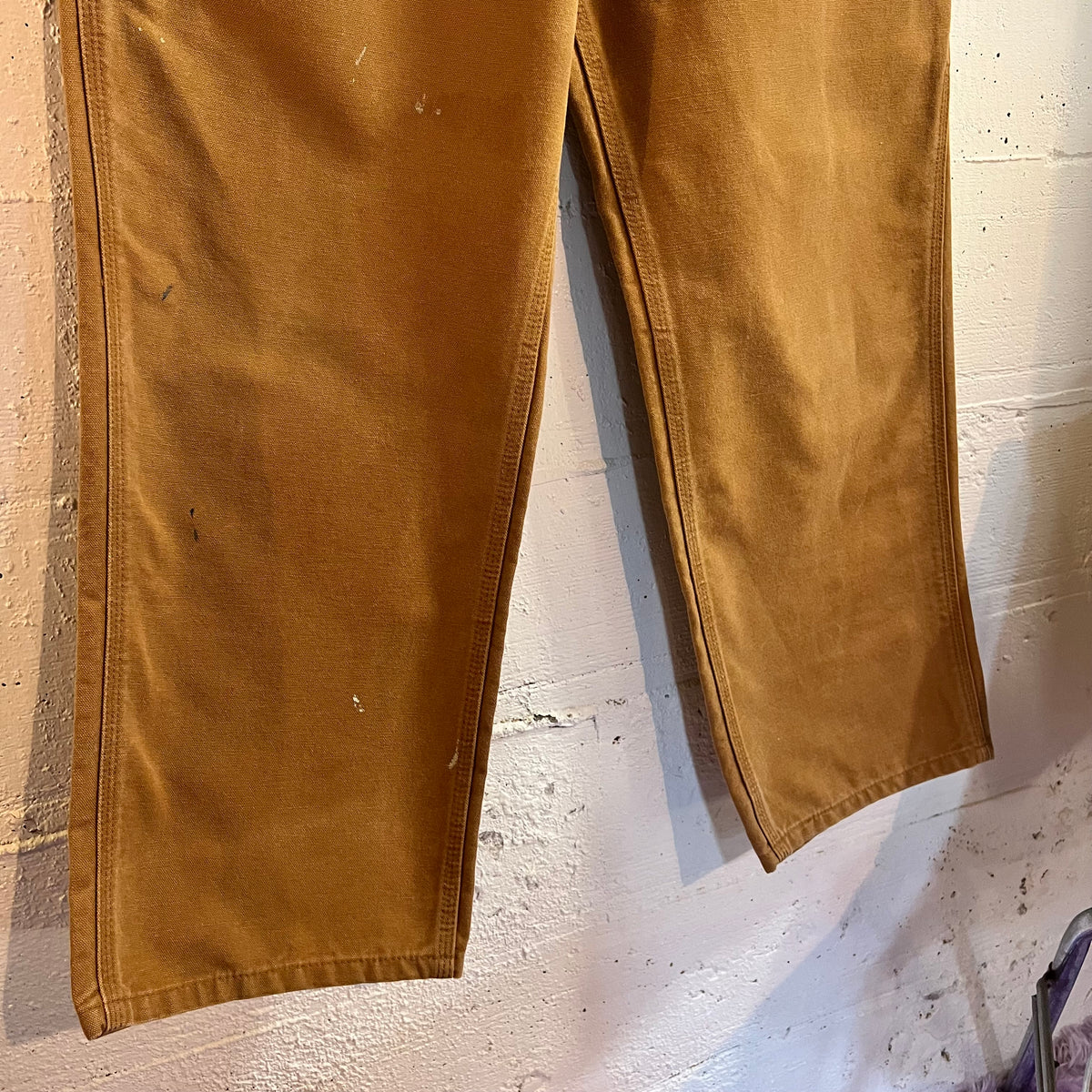 Distressed Carhartt Duck Canvas Original Dungaree Fit Carpenter Work Pants - Size 32" x 29" - 100% Cotton - Tan - B11-BRN