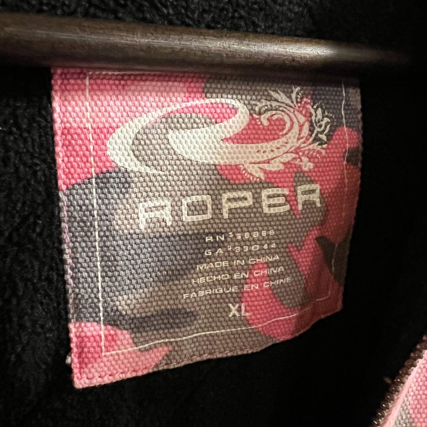 Vintage Y2K Roper Woodland Camo Zip Up Quilt Lined Jacket - Size XL - Pink/Grey