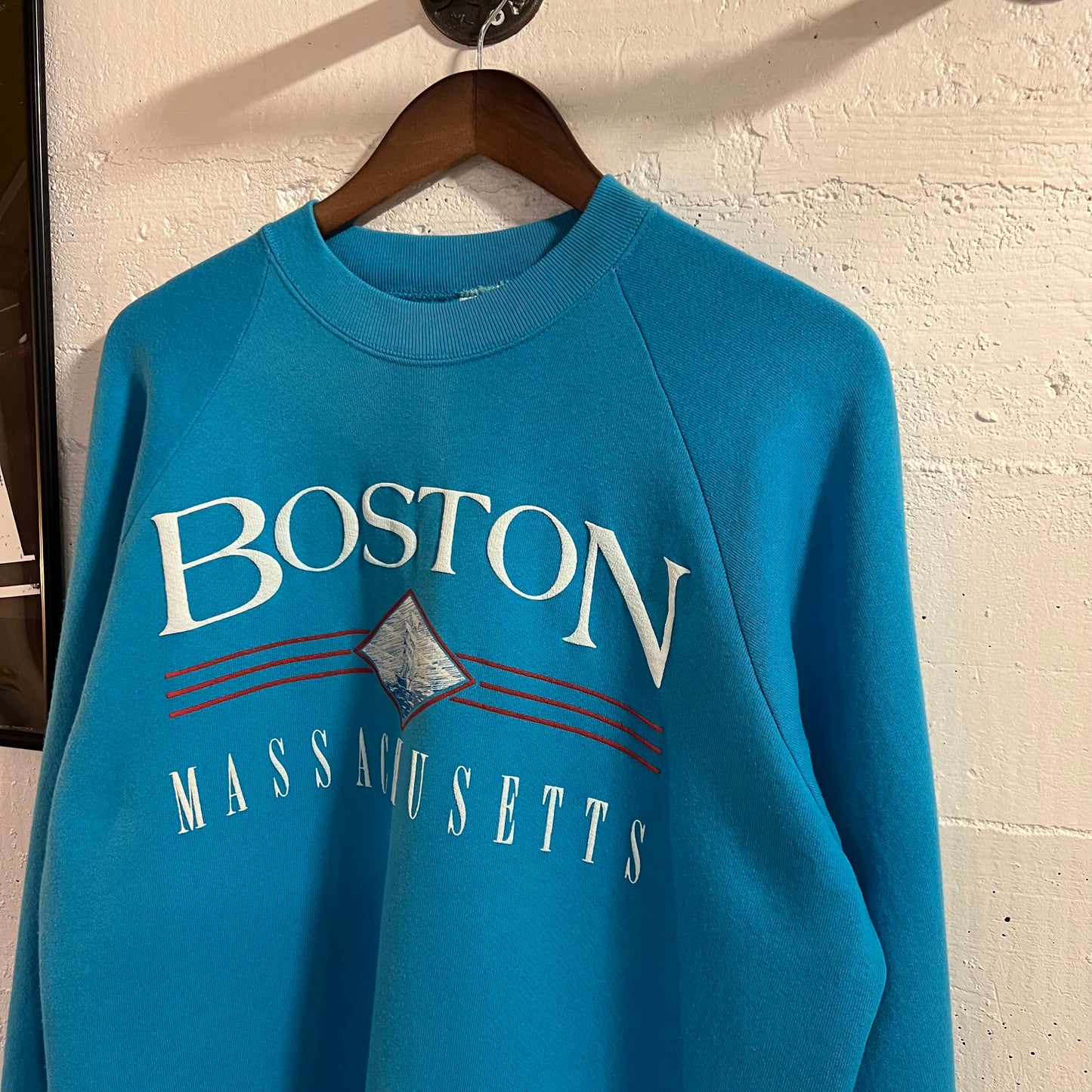 Vintage 90’s Boston Massachusetts Puff Print Raglan Sleeve Crewneck Sweatshirt - Size XL - Made In USA - Blue/White/Red