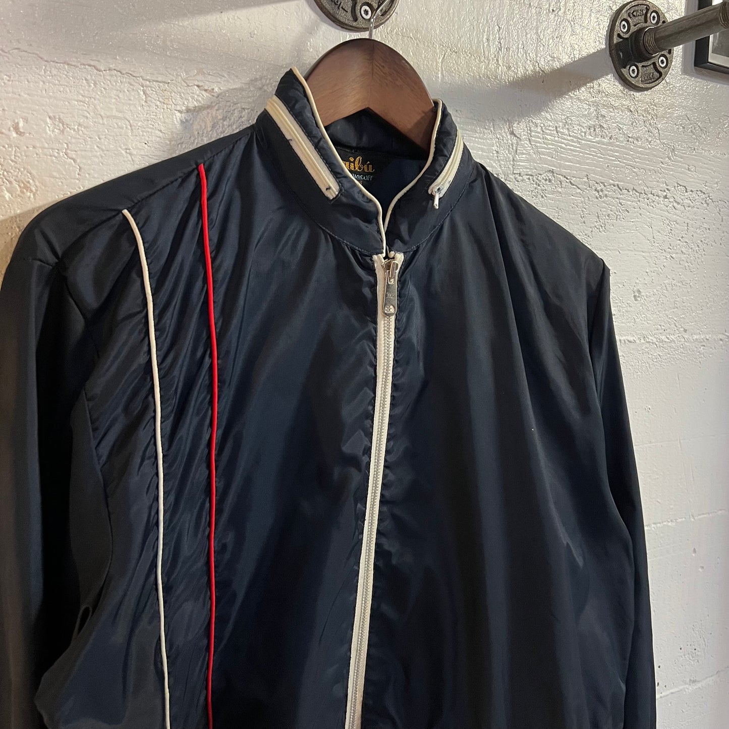 Vintage 1970's Caribu By Briarcliff Piping Racer Style Zip Nylon Windbreaker Jacket - Size Medium - Navy/Red/White
