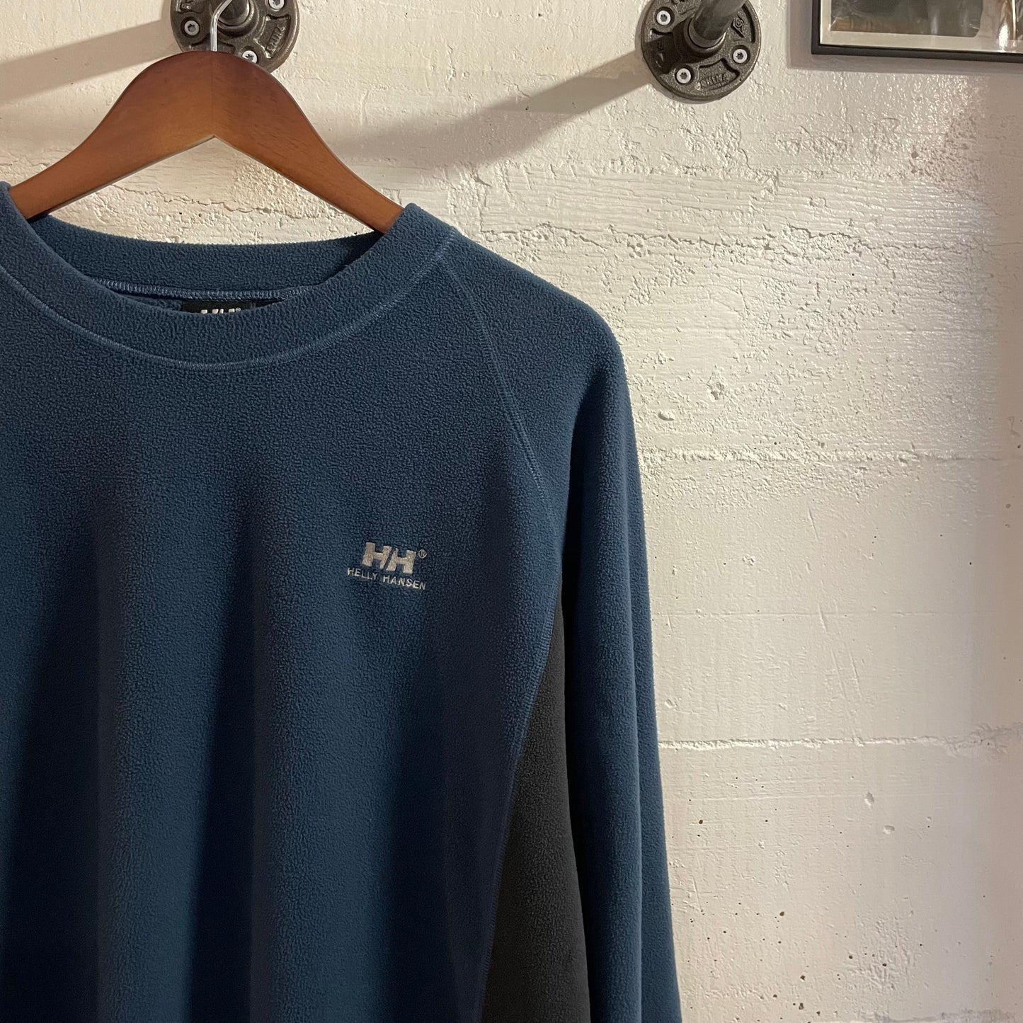 2000’s Embroidered Helly Hansen Fleece Raglan Sleeve Crewneck Sweatshirt - Size XL - Blue