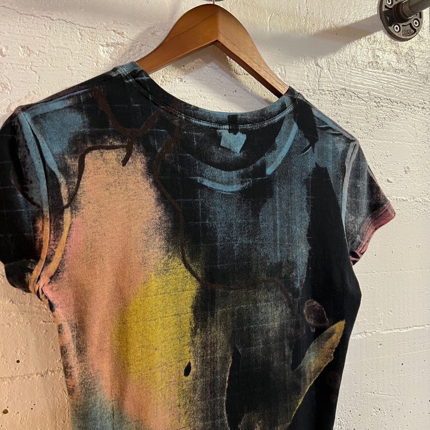 Vintage Y2K Stüssy Womens All Over Print Spray Paint Baby Tee - Size Medium - Made In USA - Black/Multi