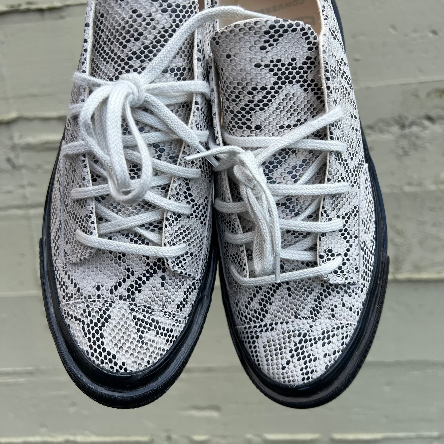 *Pre-Loved* Converse Chuck 70 Formal Snakeskin Sneakers -  Size 7.5M/9.5W - Dove Grey/Black - A15045C