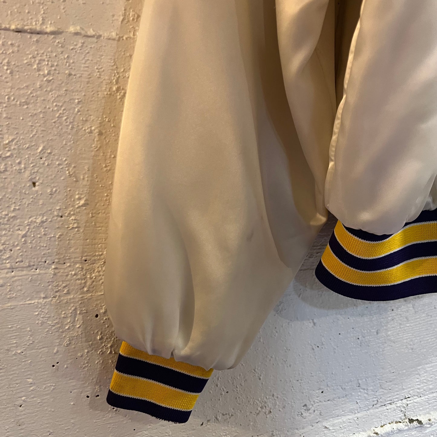 Vintage 90's Los Angeles Lakers Embroidered Swingster Satin Bomber Jacket - Size XL - Made In USA - White/Yellow/Purple