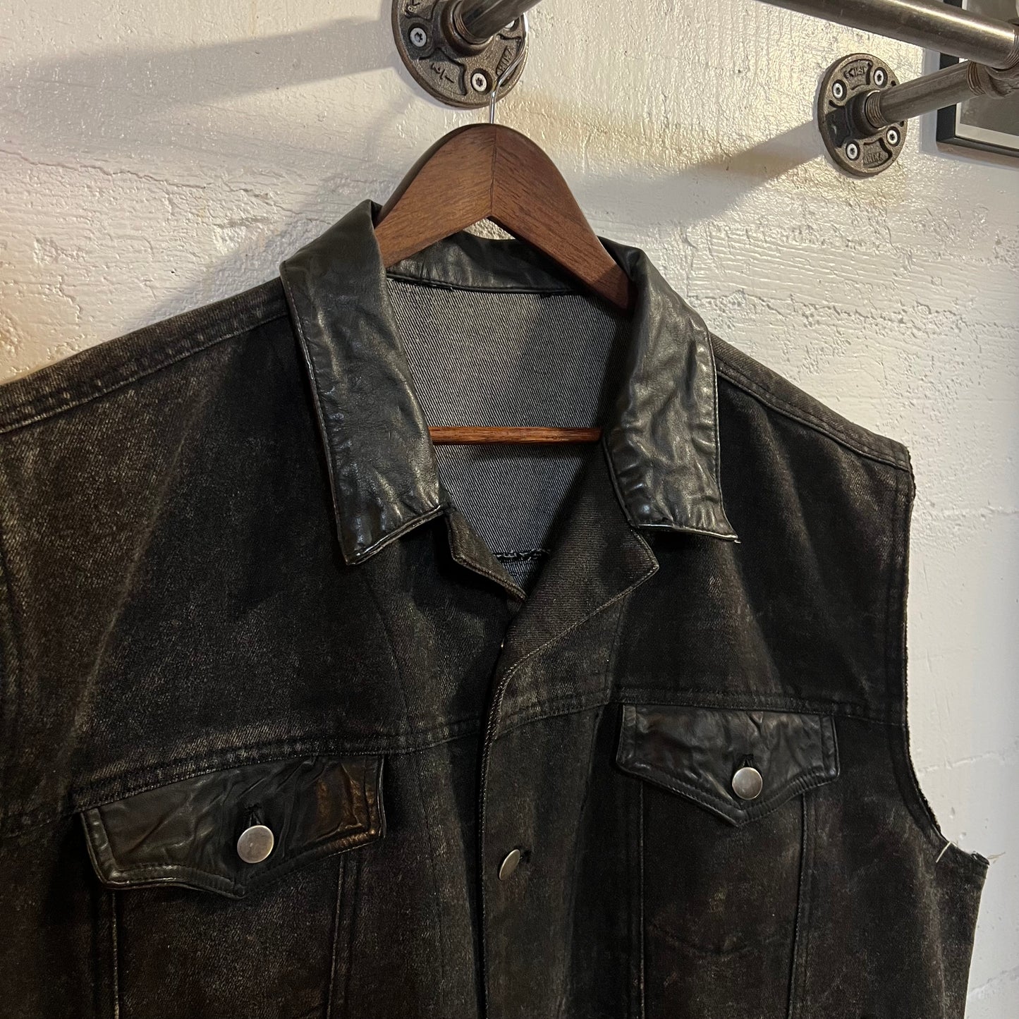 Vintage Harley Davidson Black Denim & Leather Eagle Patch Vest - Size L/XL - Black