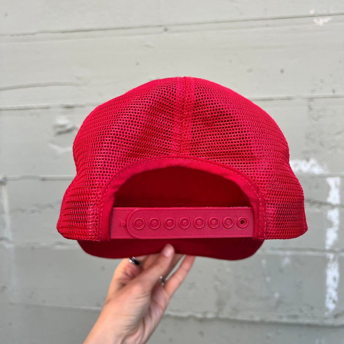 Vintage 1980's Swisher Sweets Felt Logo Mesh SnapBack Trucker Hat  - O/S - Made In USA - Red/White
