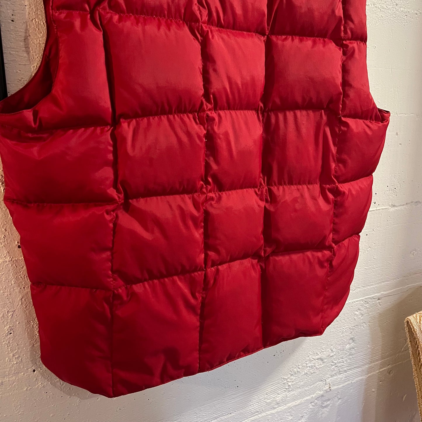 Vintage 70’s/80’s Fieldmaster Quilted Down Puffer Vest - Size Large - Red