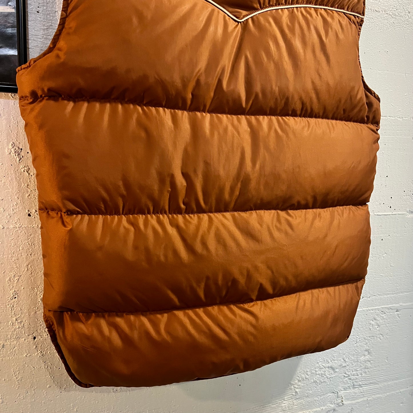 Vintage 1970's Comfy Goose Down Insulated Western Yoke Puffer Vest - Size Large - Made In USA - Copper Brown