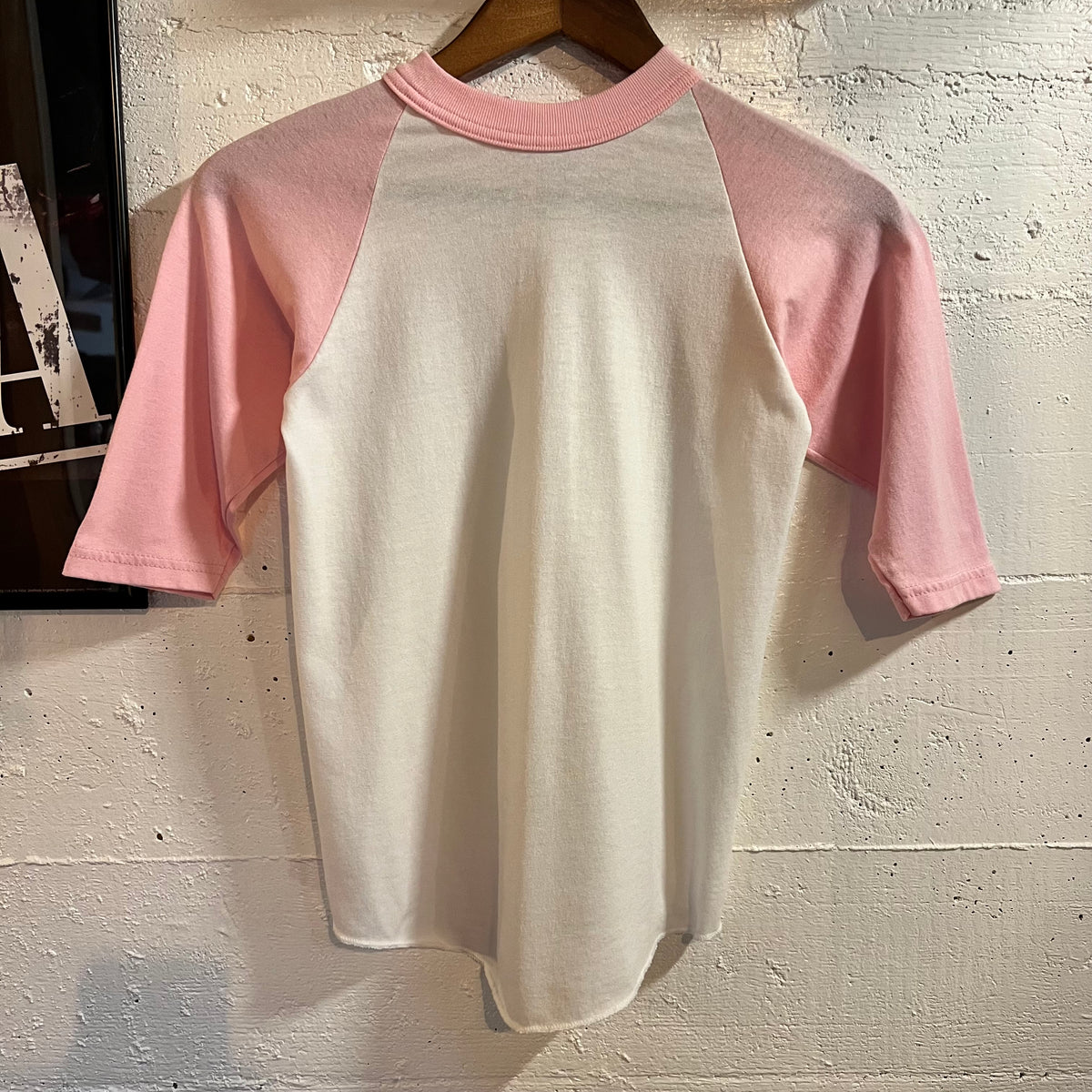 Vintage 90’s/2000’s Soffe Raglan 3/4 Sleeve Baseball Baby T-Shirt - Size Youth Small - White Pink
