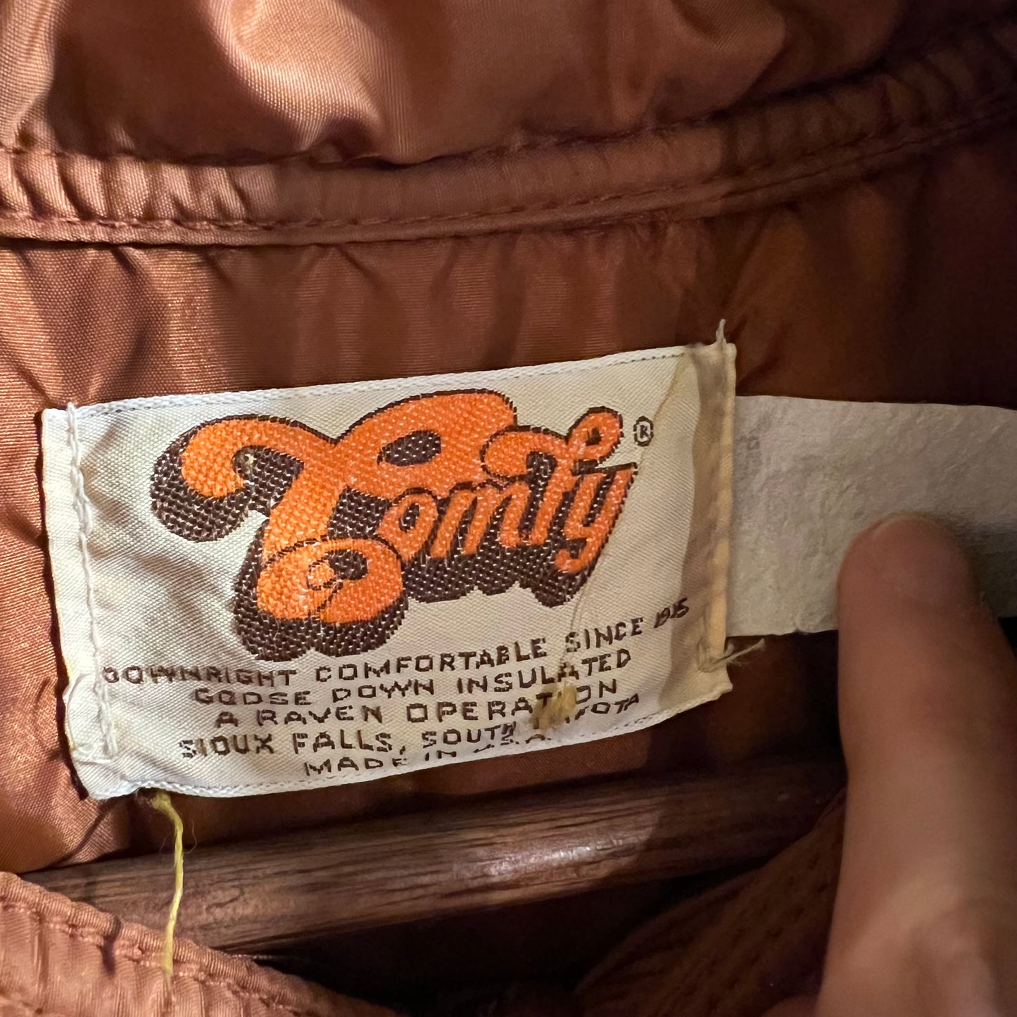 Vintage 1970's Comfy Goose Down Insulated Western Yoke Puffer Vest - Size Large - Made In USA - Copper Brown