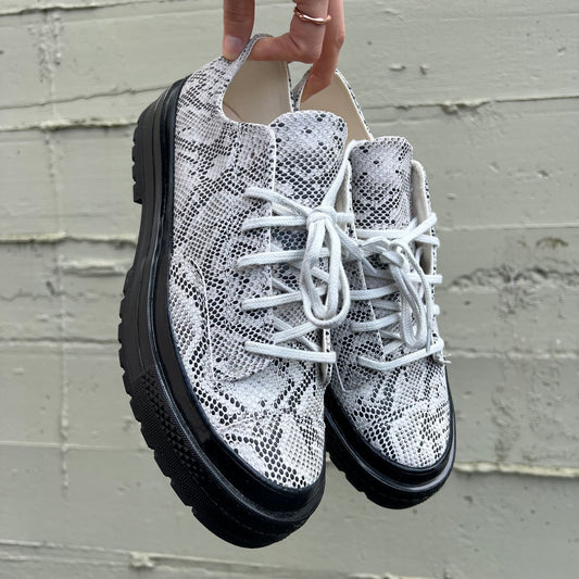 *Pre-Loved* Converse Chuck 70 Formal Snakeskin Sneakers -  Size 7.5M/9.5W - Dove Grey/Black - A15045C