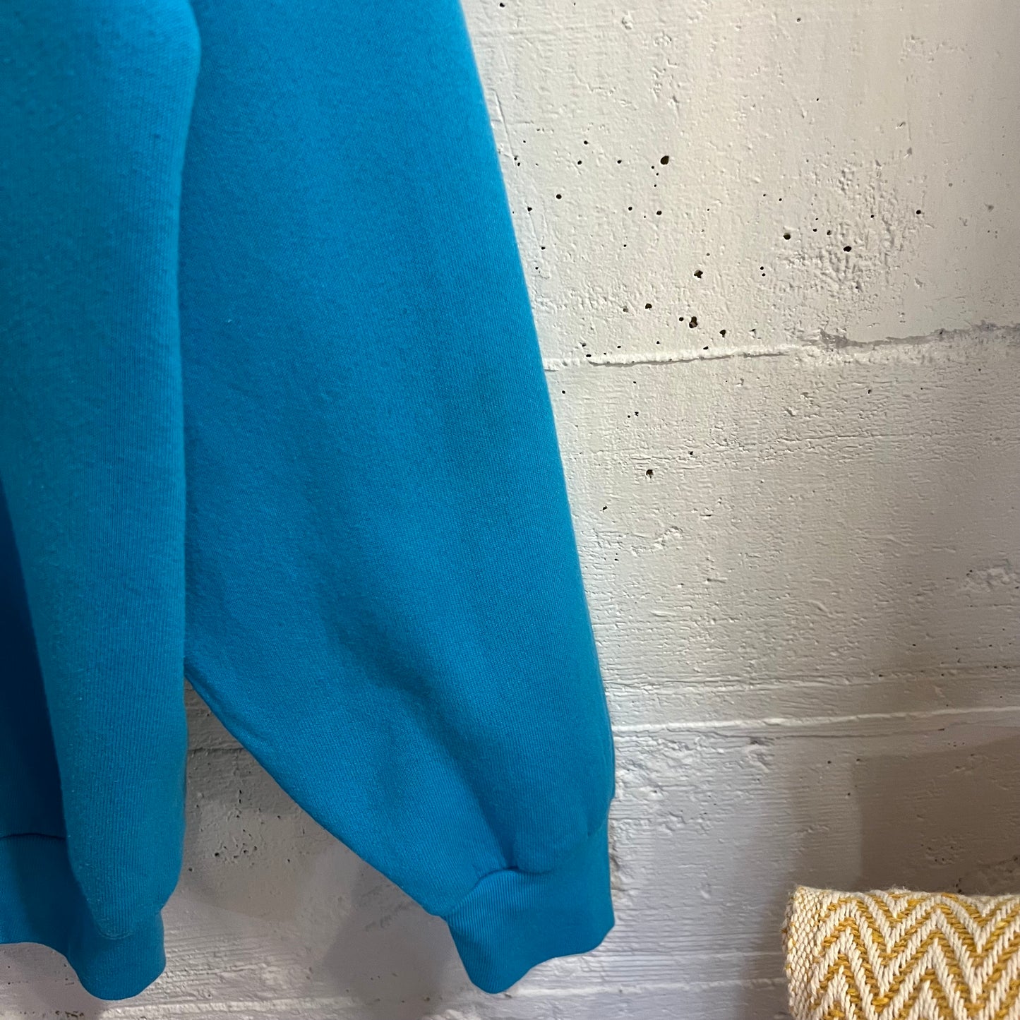 Vintage 90’s Boston Massachusetts Puff Print Raglan Sleeve Crewneck Sweatshirt - Size XL - Made In USA - Blue/White/Red