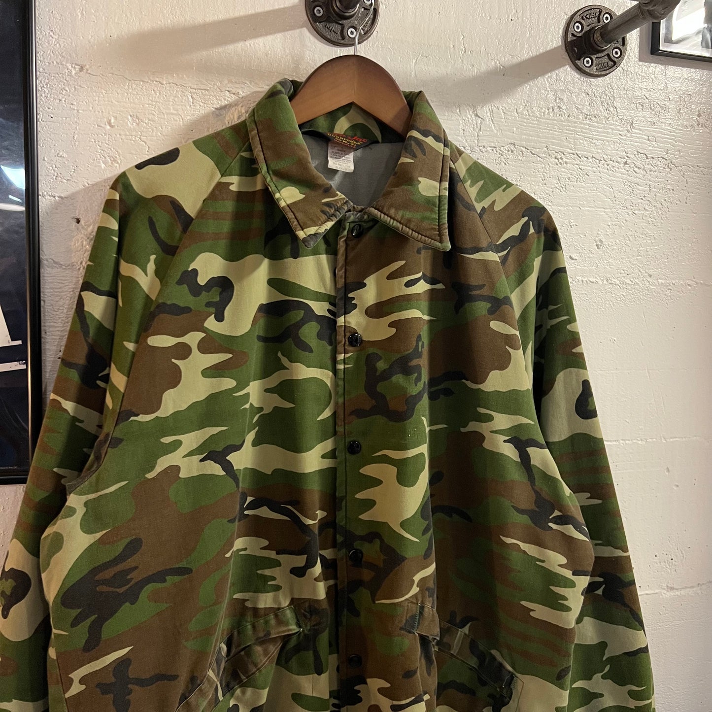 Vintage 70's/80's Pla-Jac By Dunbrooke Woodland Camo Snap Coaches Jacket - Size XL (48/50) - Made In USA - Woodland