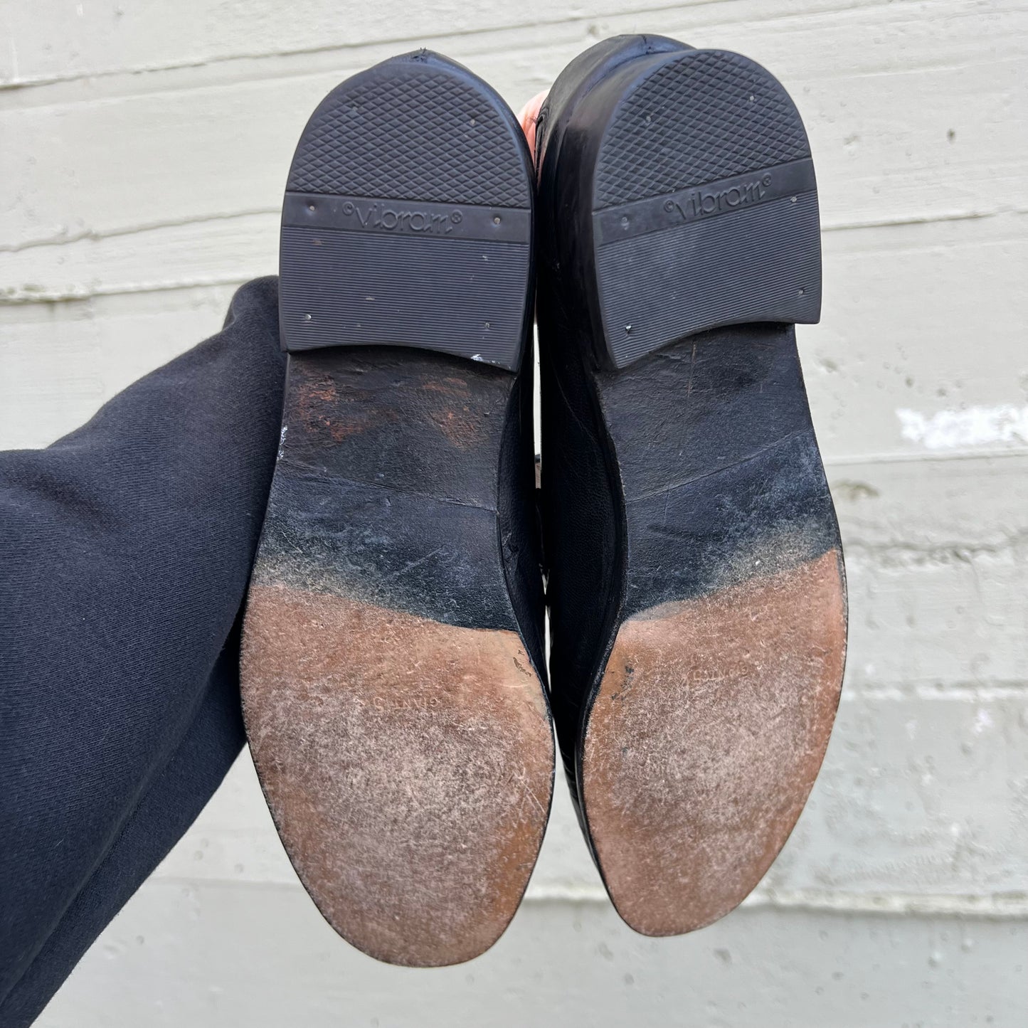 Vintage Nunn-Bush Leather Tassel Loafer Shoes W/ Vibram Soles - Size 10.5M - Black