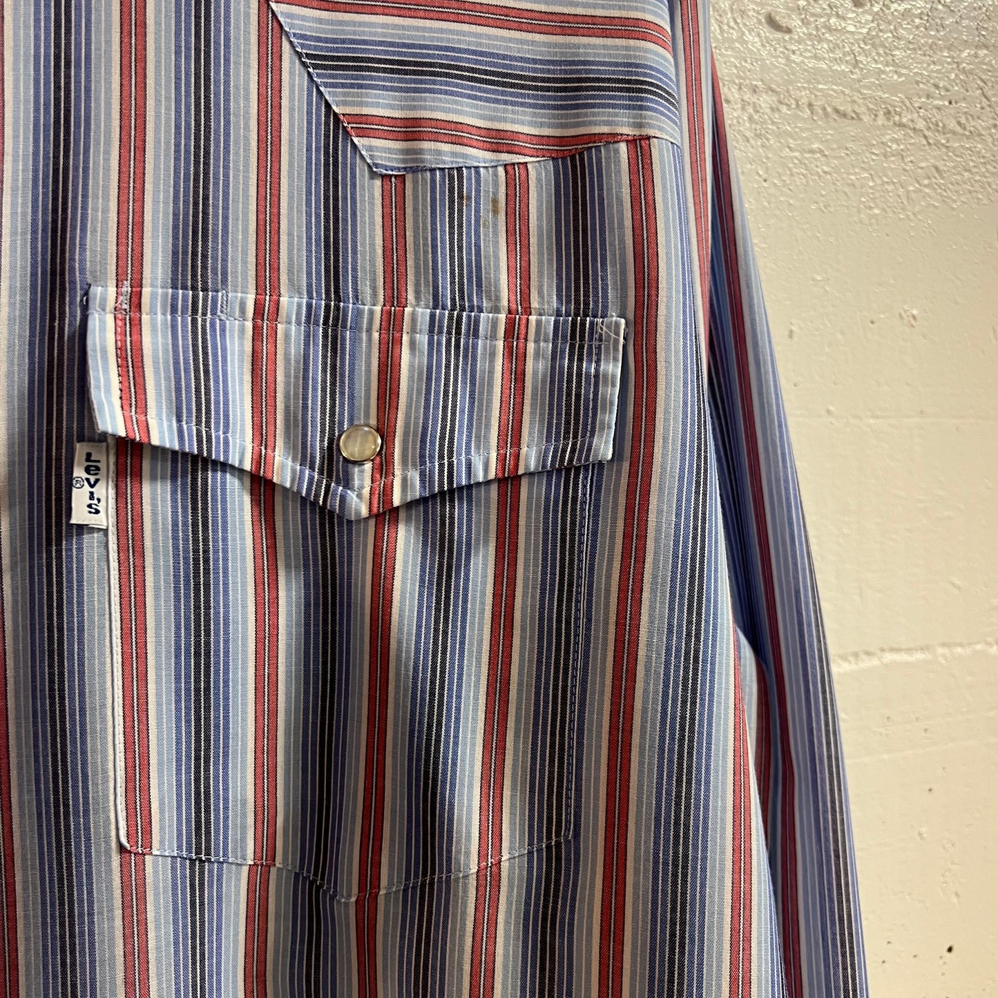 Vintage 80’s Levi’s Striped Pearl Snap Western Yoke Long Sleeve Cowboy Shirt - Size XL - Blue/Red/White/Black