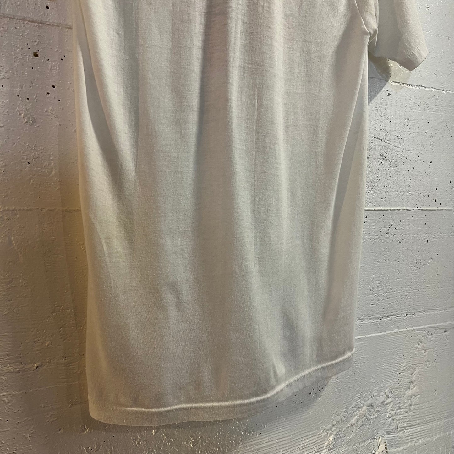 Vintage 80's 'Edith Raw' Half Shell Oyster Bar Pinup Girl Single Stitch T-Shirt - Size Medium - Made In USA