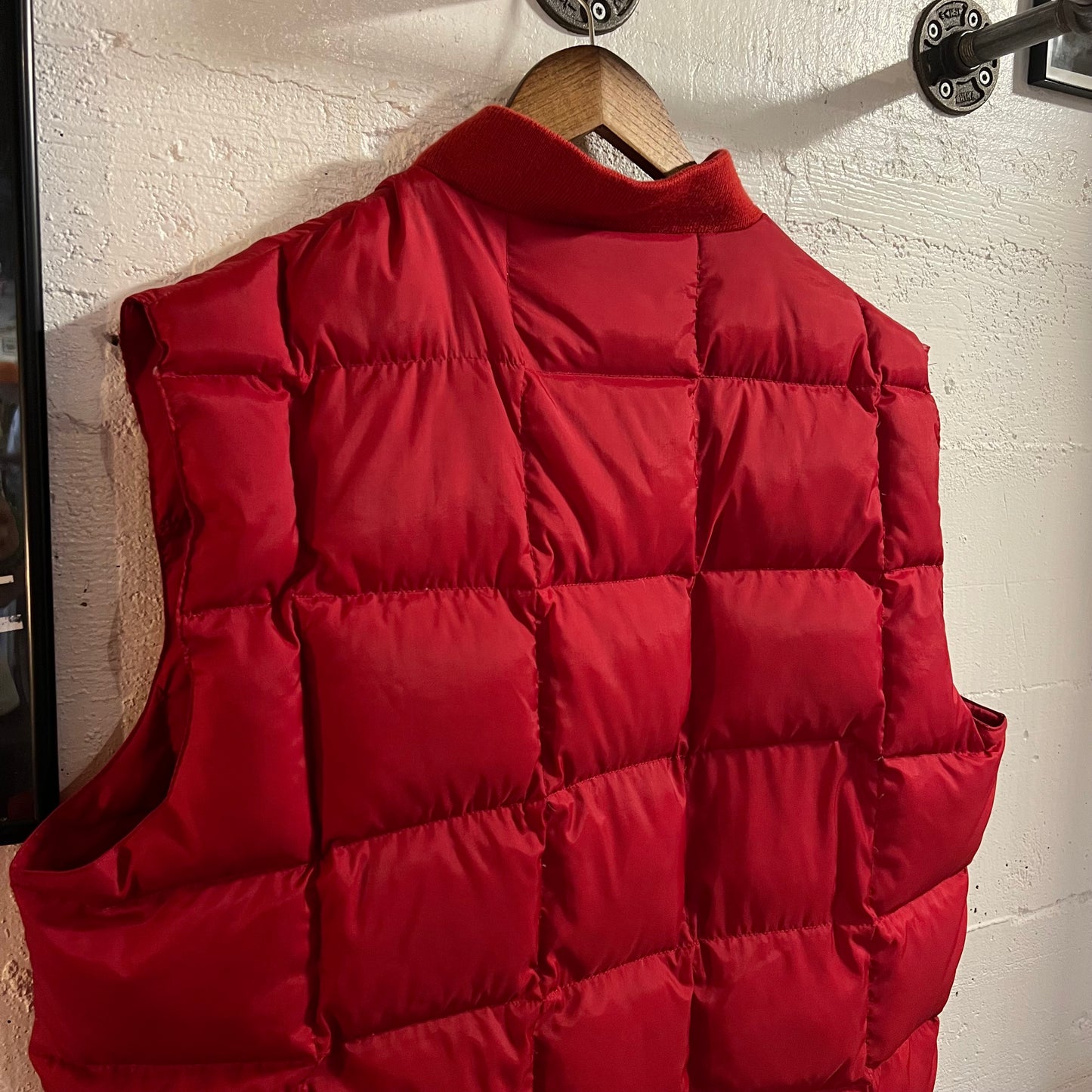 Vintage 70’s/80’s Fieldmaster Quilted Down Puffer Vest - Size Large - Red