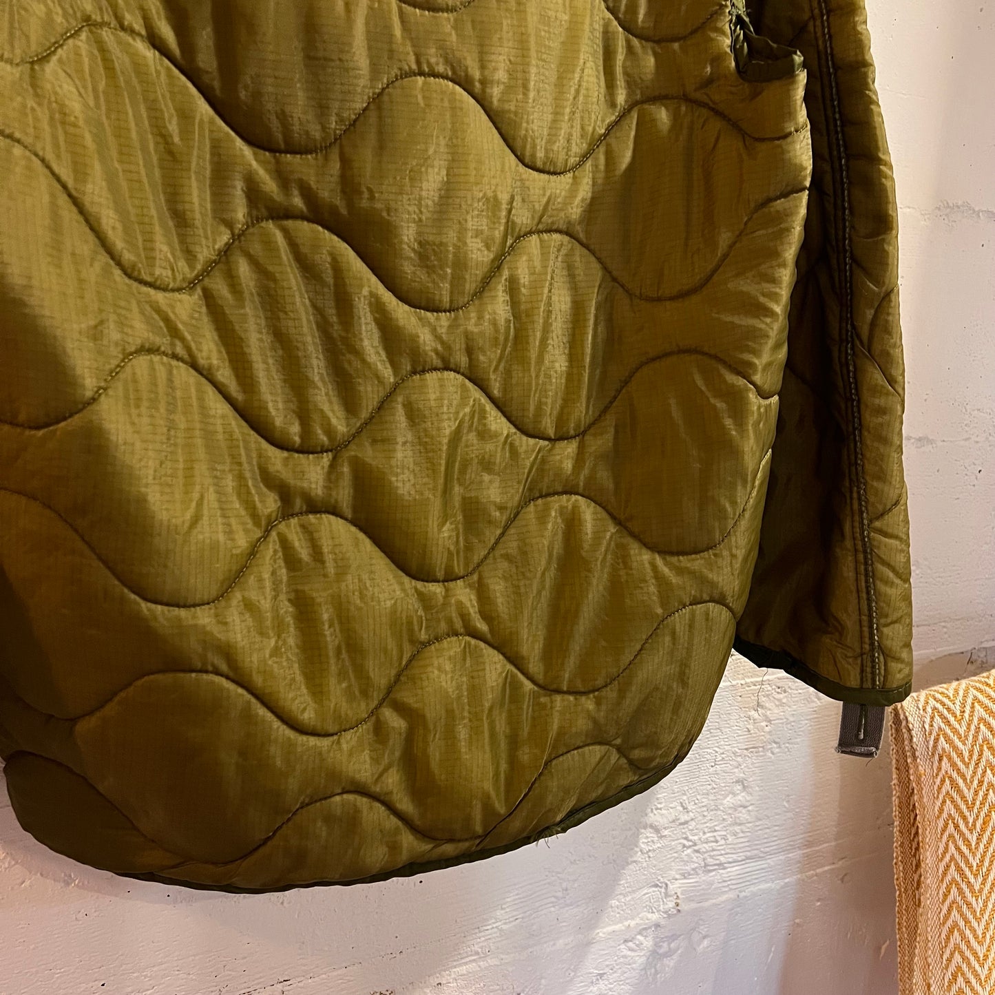 Vintage 80's U.S. Military Issue Cold Weather M-65 Coat Liner - Size XS - Made In USA - Olive Drab