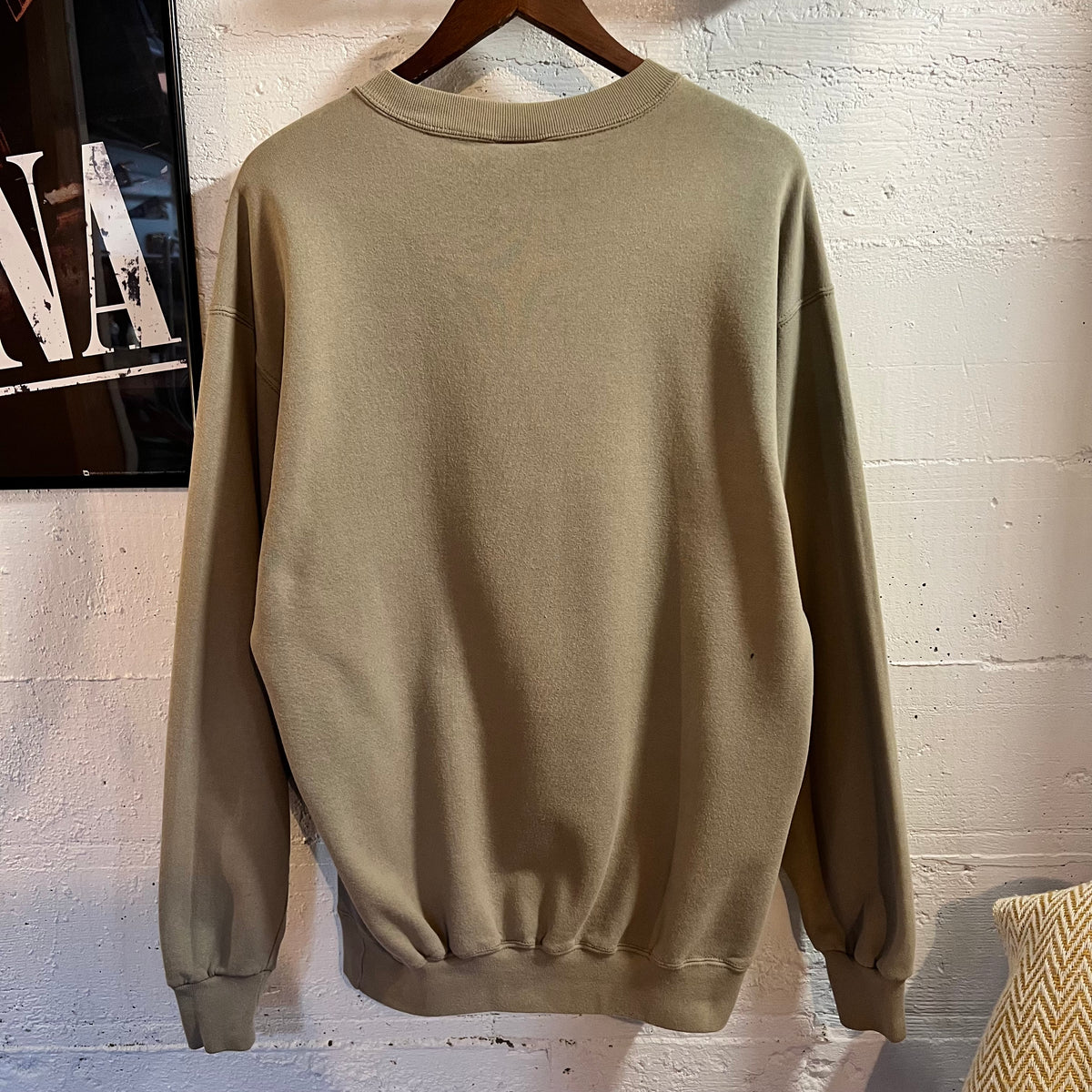 Vintage 90’s Embroidered Russell Athletic Crewneck Sweatshirt - Size Medium - Made In USA - Tan/Beige