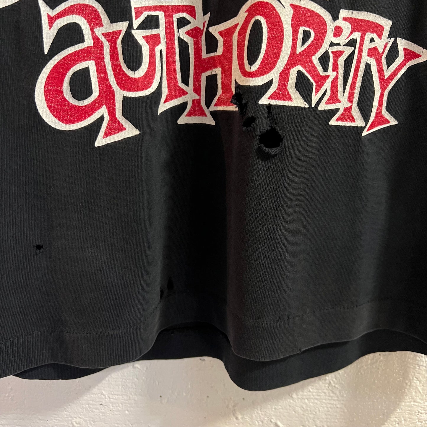 Vintage 90’s Distressed Above The Rim Hoop Wear Reebok Basketball Single Stitch Baby T-Shirt -Size Youth Medium - Made In USA - Black/Multi