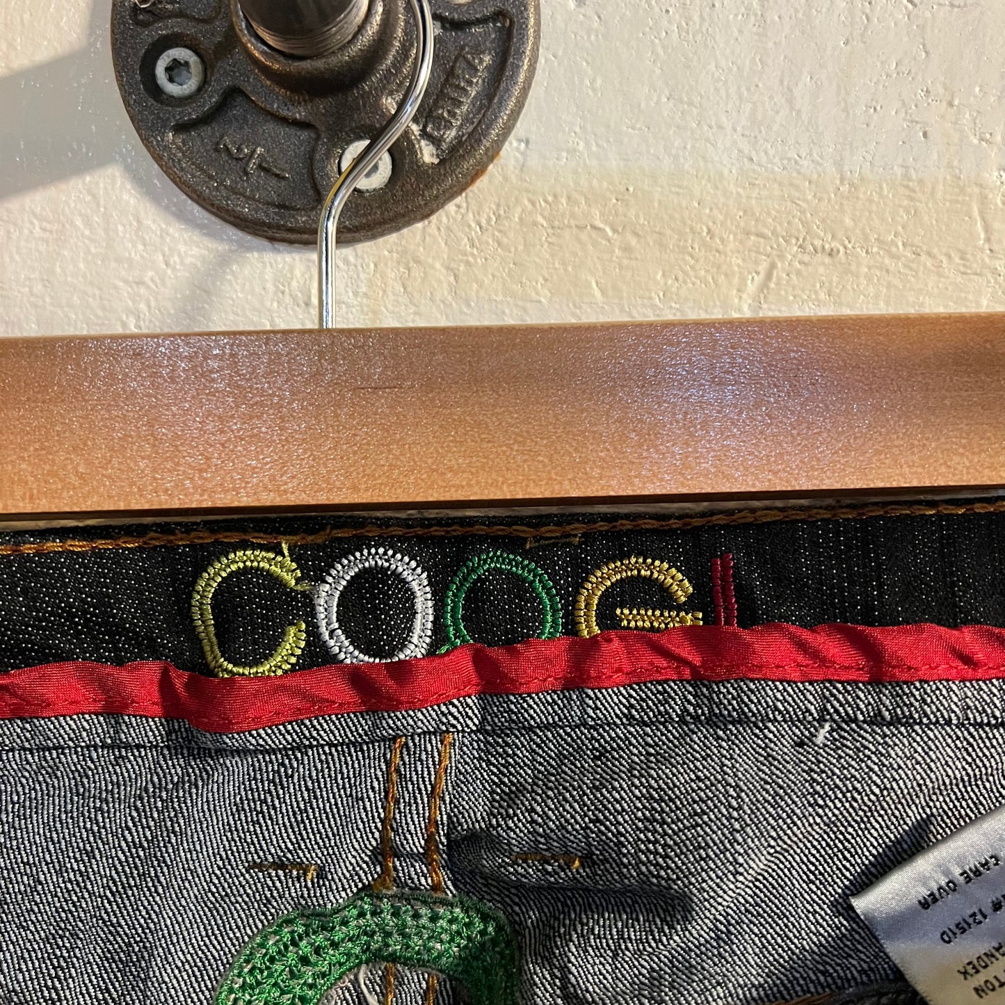 Vintage Y2K Coogi Embroidered Dark Wash Slim Fit Denim Jeans - Size 32"x 35" - Dark Raw Indigo/Multi