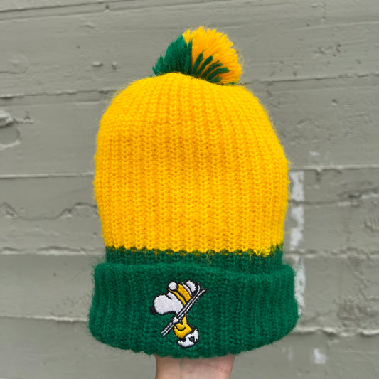 True Vintage 1970's Snoopy Peanuts Embroidered Knit Pom Pom Beanie Hat By Hi-Bulk - O/S - Made In USA - Green/Yellow