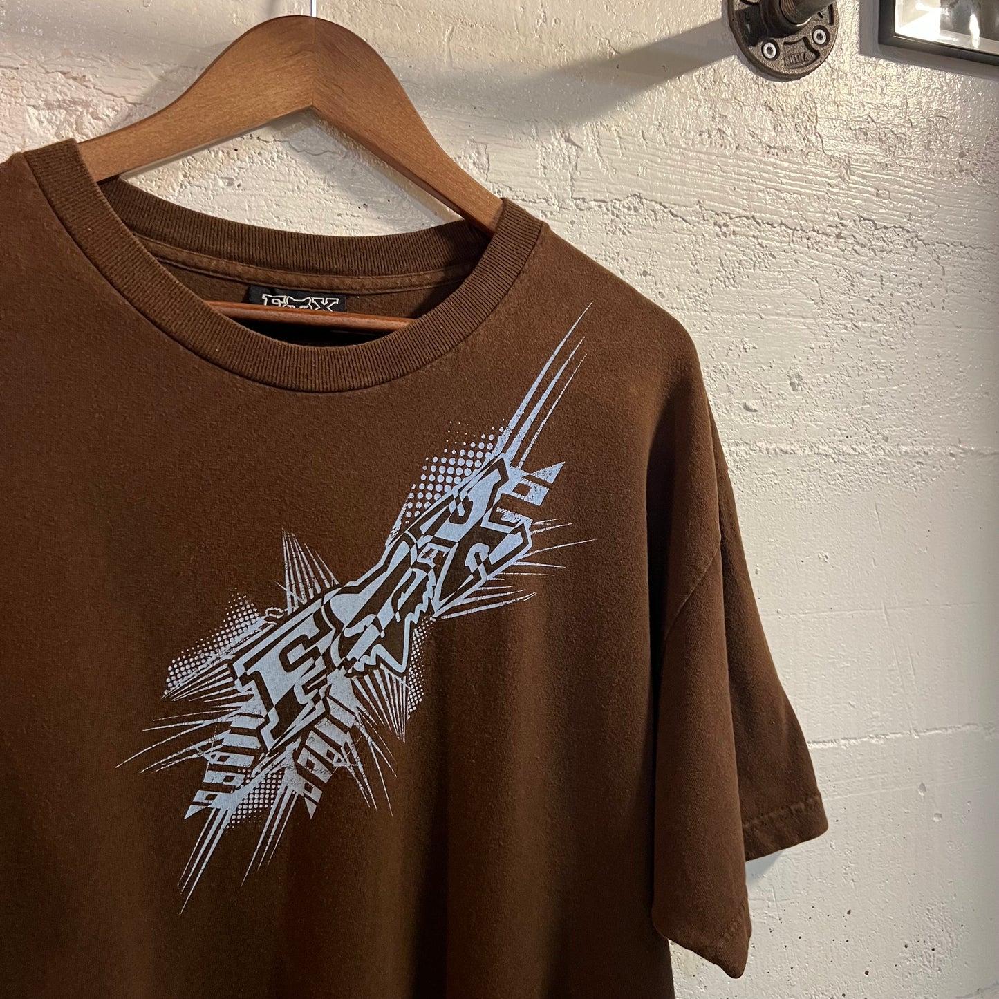 Vintage 2000's Fox Racing Graphic T-Shirt - Size XL - Brown/Light-Blue