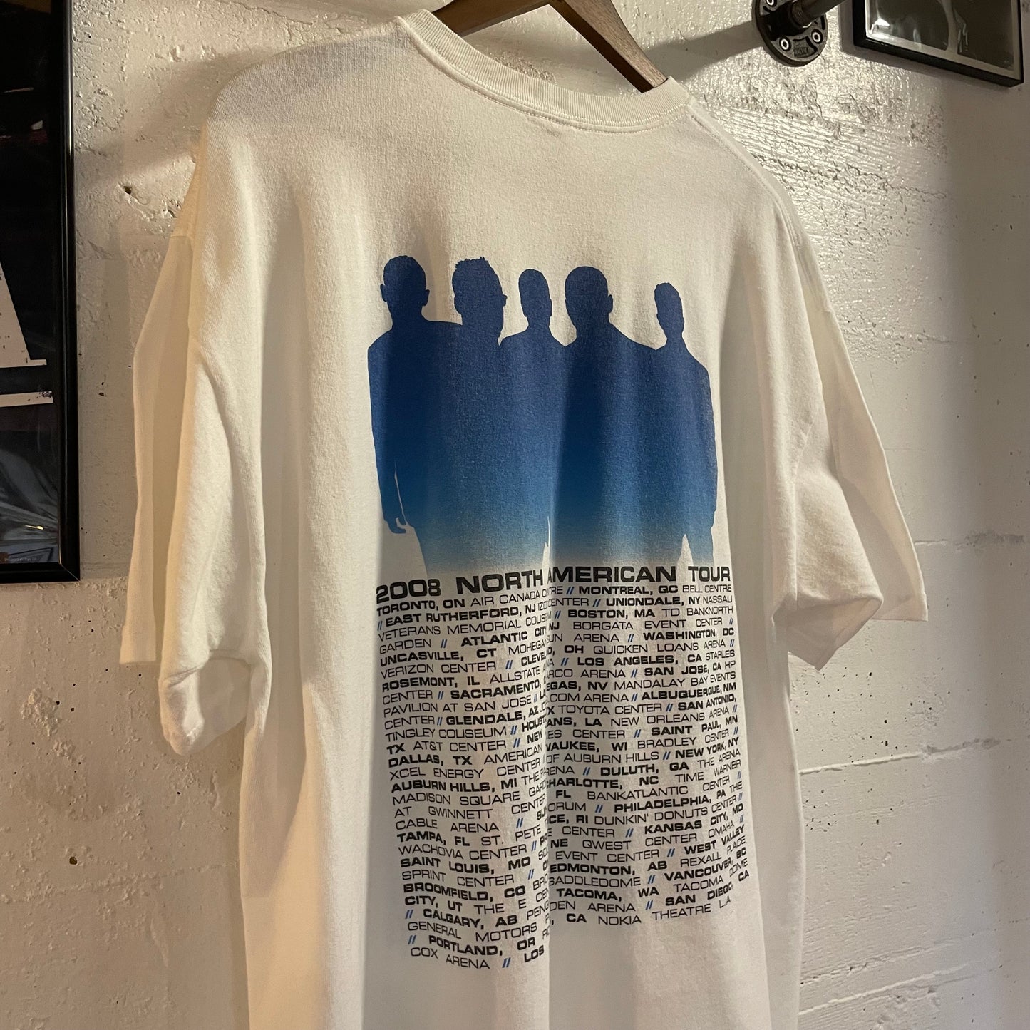 Vintage Y2K New Kids On The Block Tour T-Shirt - Size XL - White