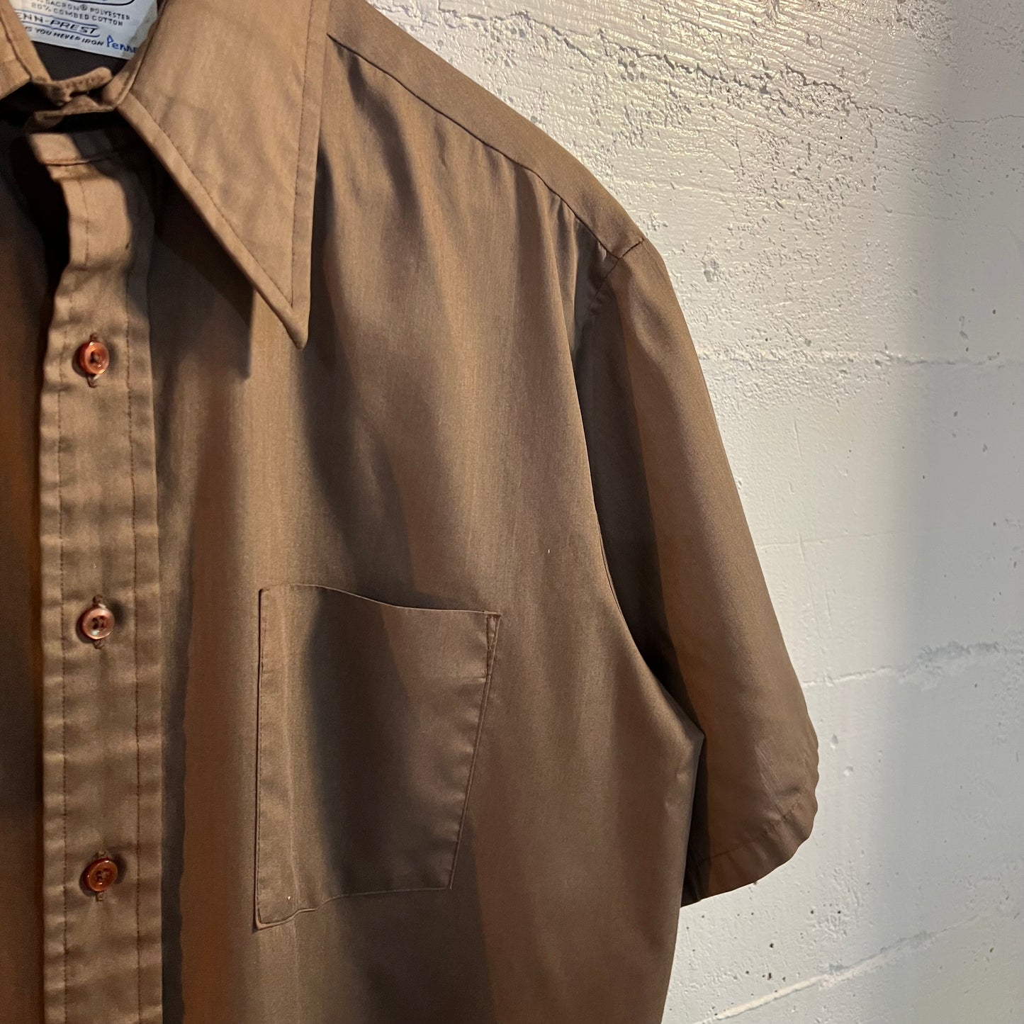 True Vintage 1960’s Towncraft Plus Penney’s Penn-Prest Button Up Shirt - Size Medium - Brown - Made In USA