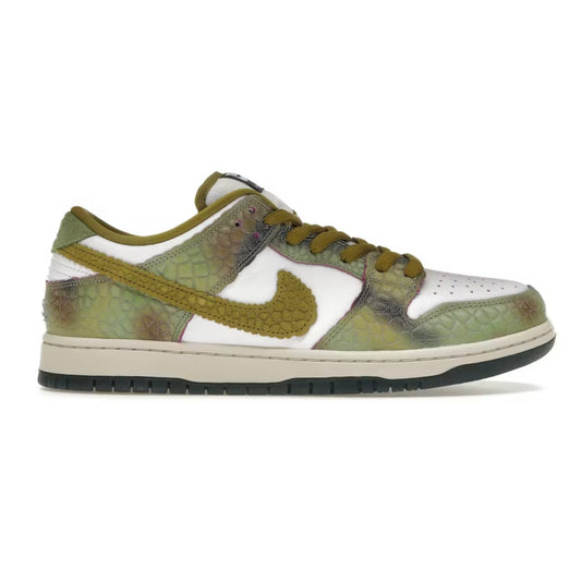 *New* Nike SB Dunk 'Alexis Sablone - Chameleon' - Size 9M/10.5W - Oil Green/Desert Moss-White