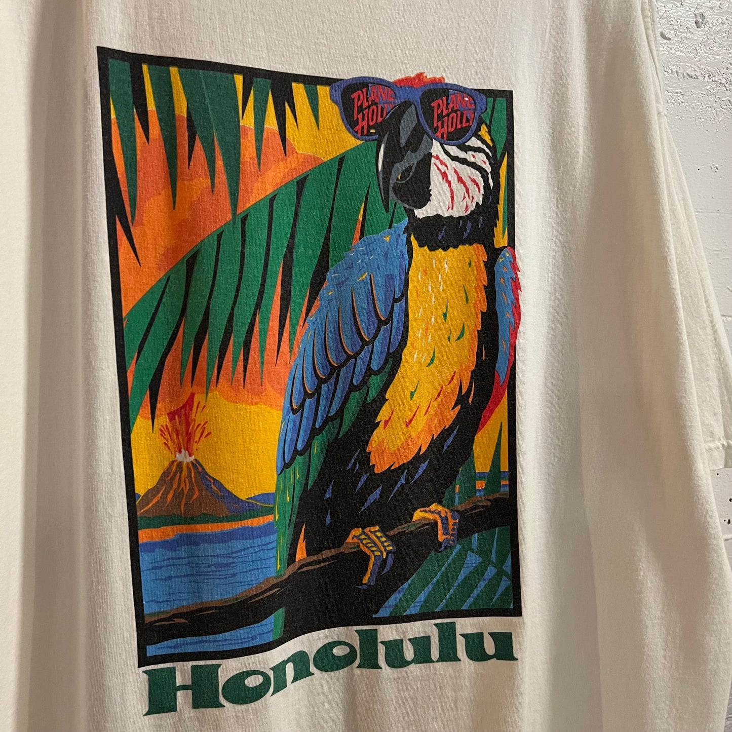 Vintage 1991 Planet Hollywood Honolulu Graphic T-Shirt - Size 2XL - Made In USA - White/Multi