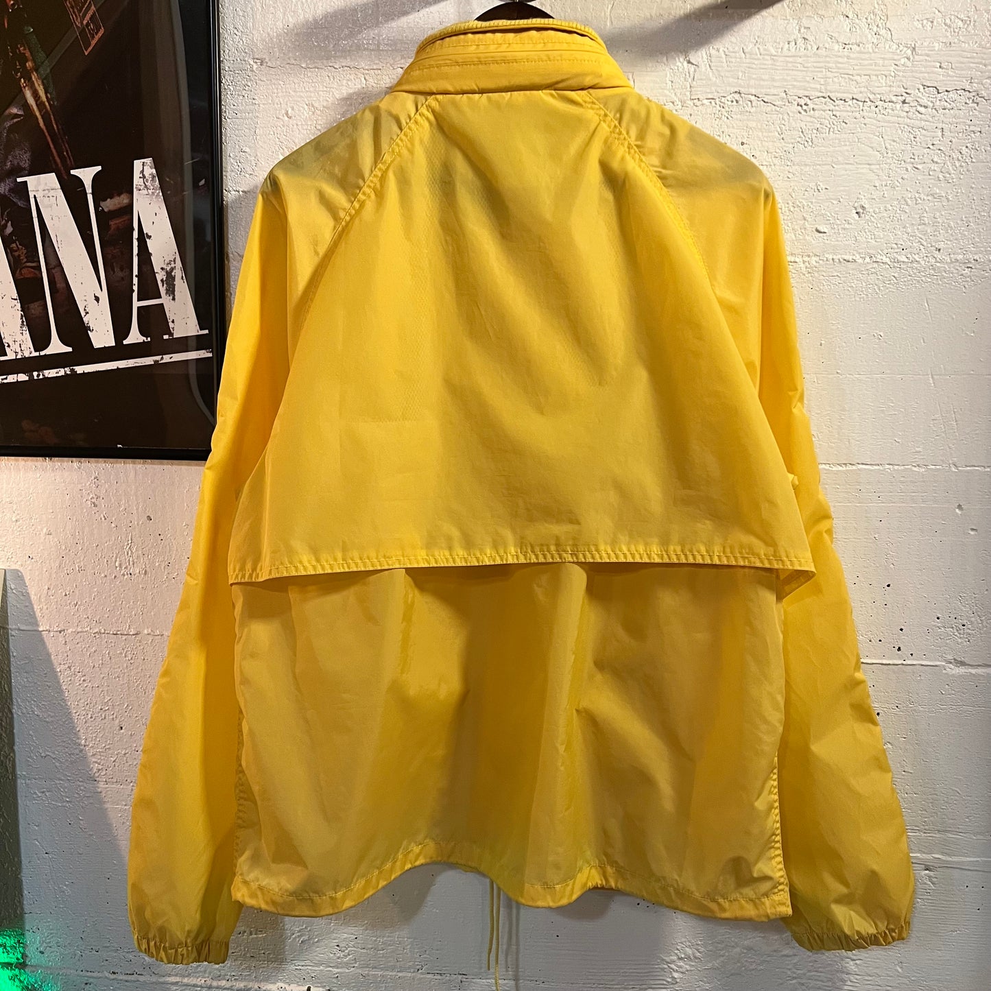 Vintage 1980's Eddie Bauer Pastel Zip Up Windbreaker Jacket - Size Large - Pastel Yellow