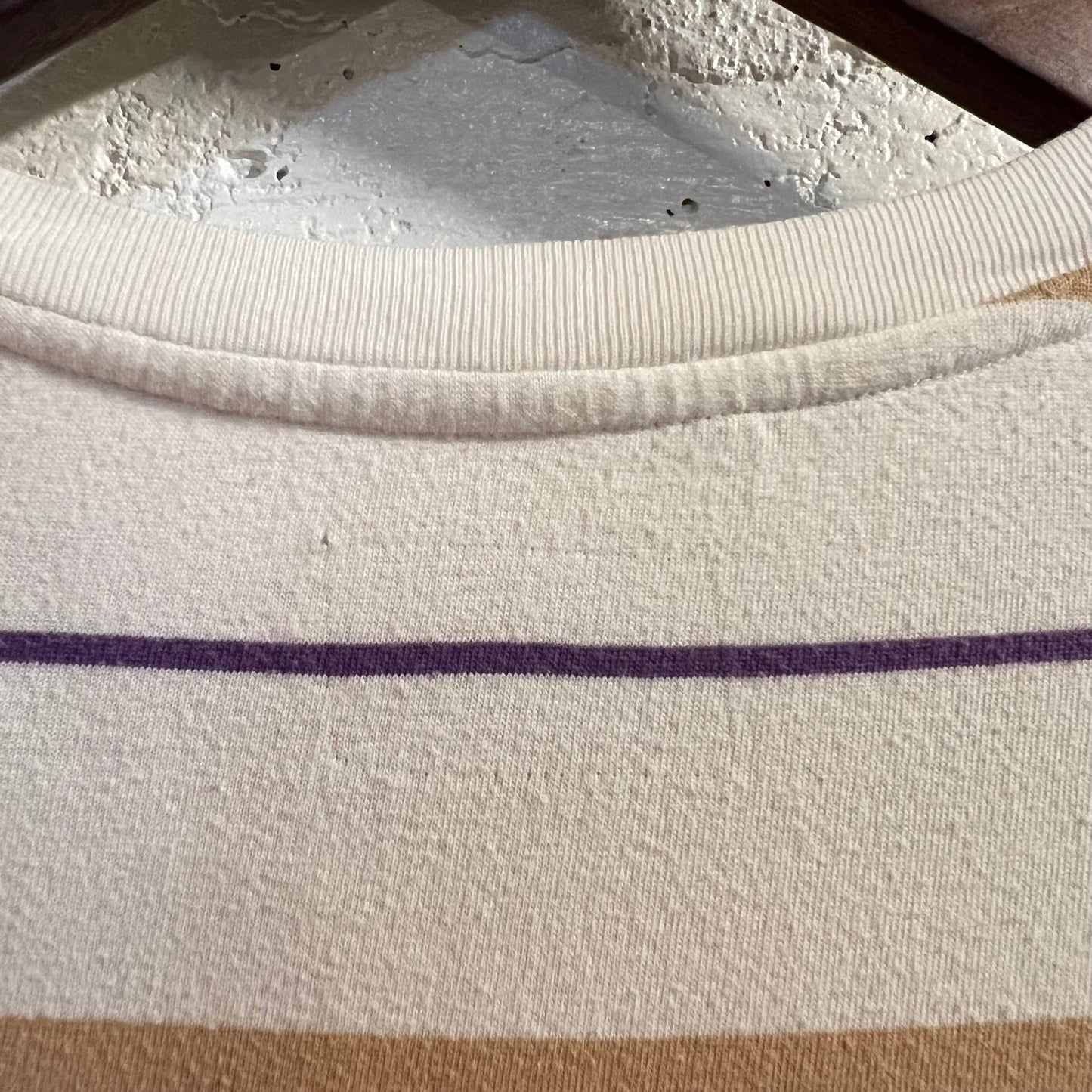 *Pre-Owned* Stüssy Embroidered Logo Striped Pocket T-Shirt - Size Medium - White/Beige/Violet