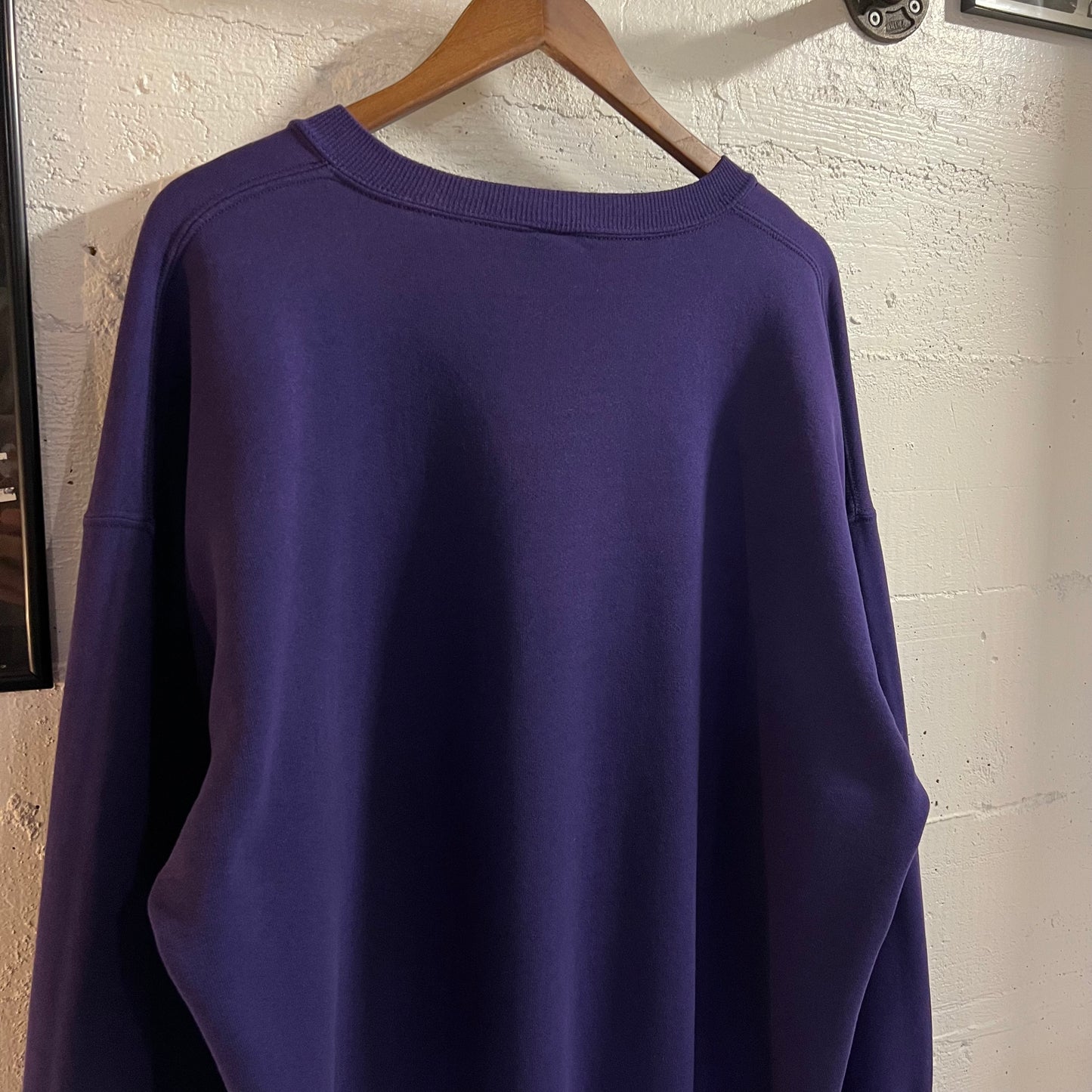 Vintage 1998 Russell Athletic Bulldog Wrestling Crewneck Sweatshirt - Size 2XL - Made In USA - Purple/Multi
