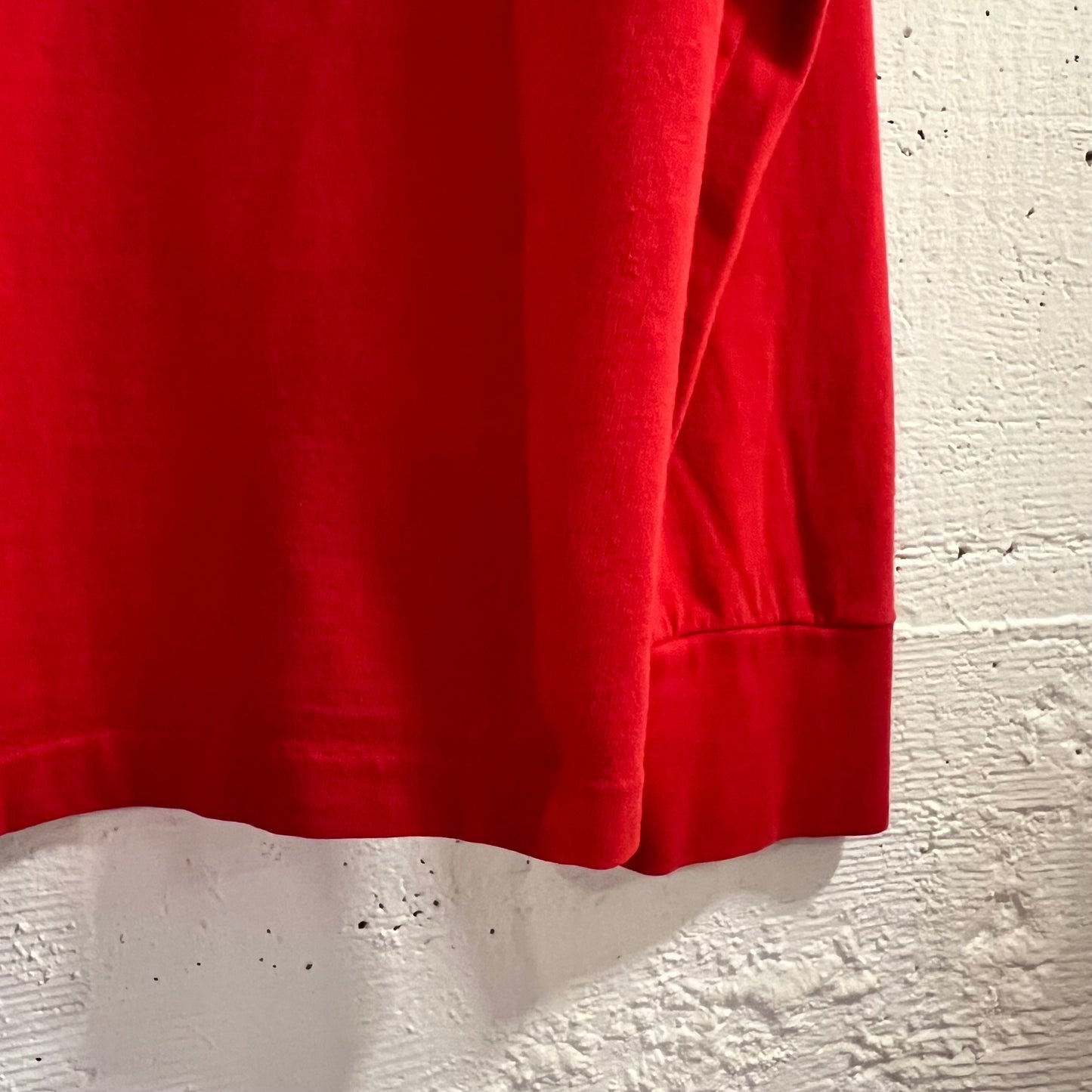 Vintage 1980's Magnum Pi 'King Kamehameha Club Volleyball Crazy Shirts Hawaii Long Sleeve Single Stitch T-Shirt - Size Large - Made In USA - Red - 100% Cotton