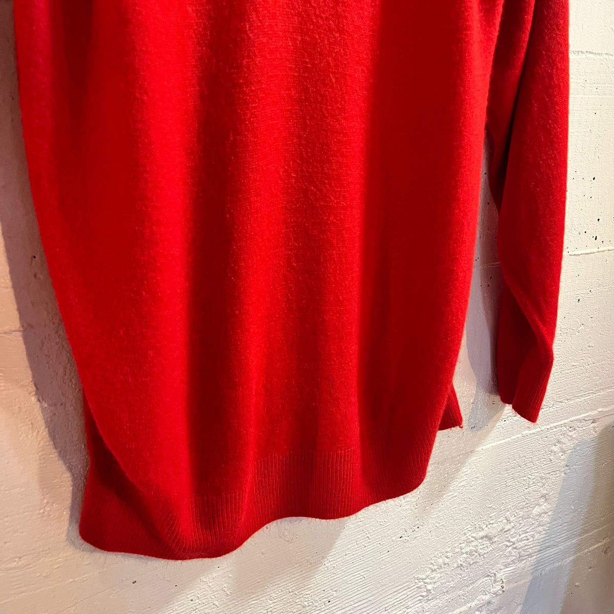 Vintage 80’s/90’s Duvet Raglan Sleeve Knitted Sweater - Size Small - Made In USA - Red