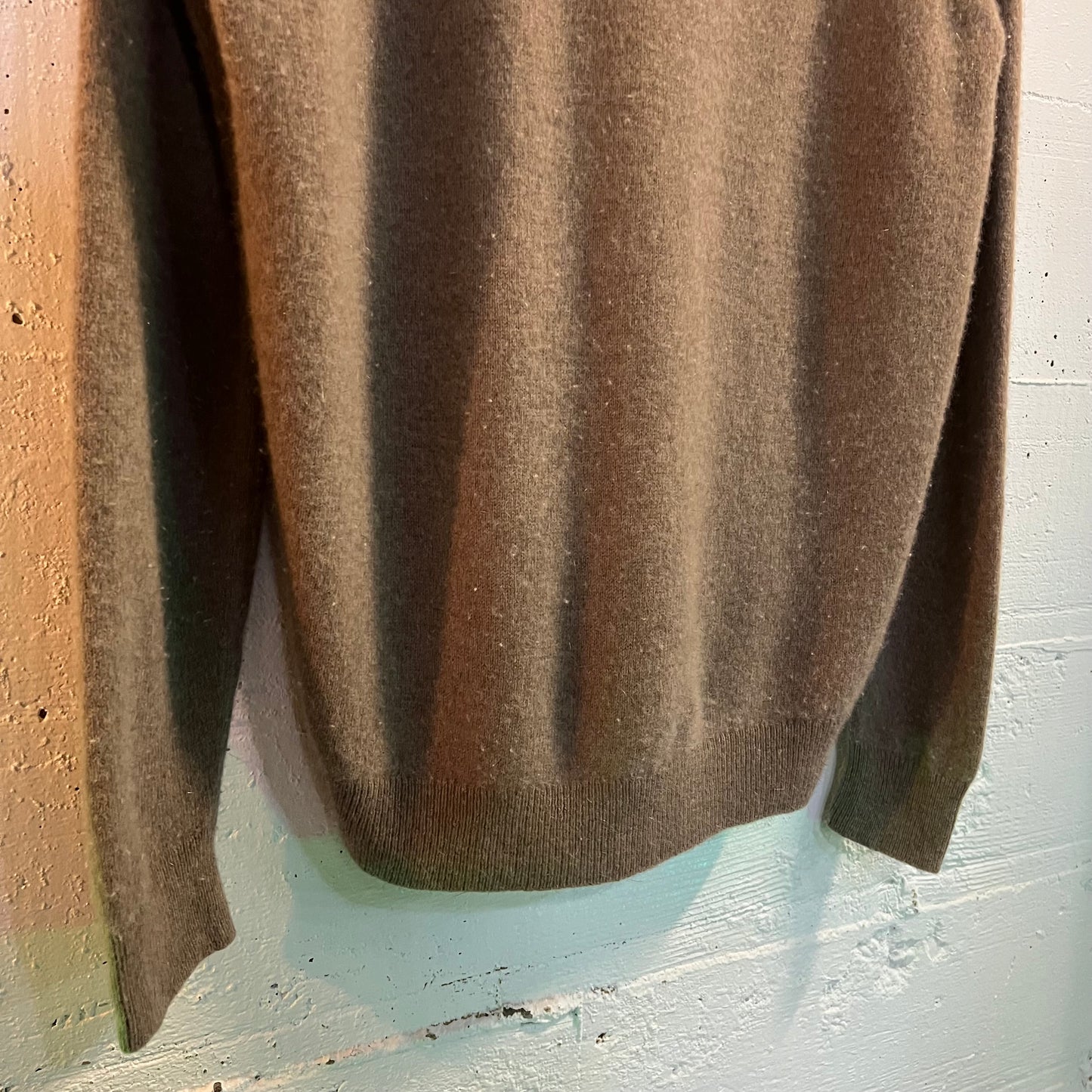 Vintage Norm Thompson Wool & Mink V Neck Sweater - Large - Made In England - Taupe