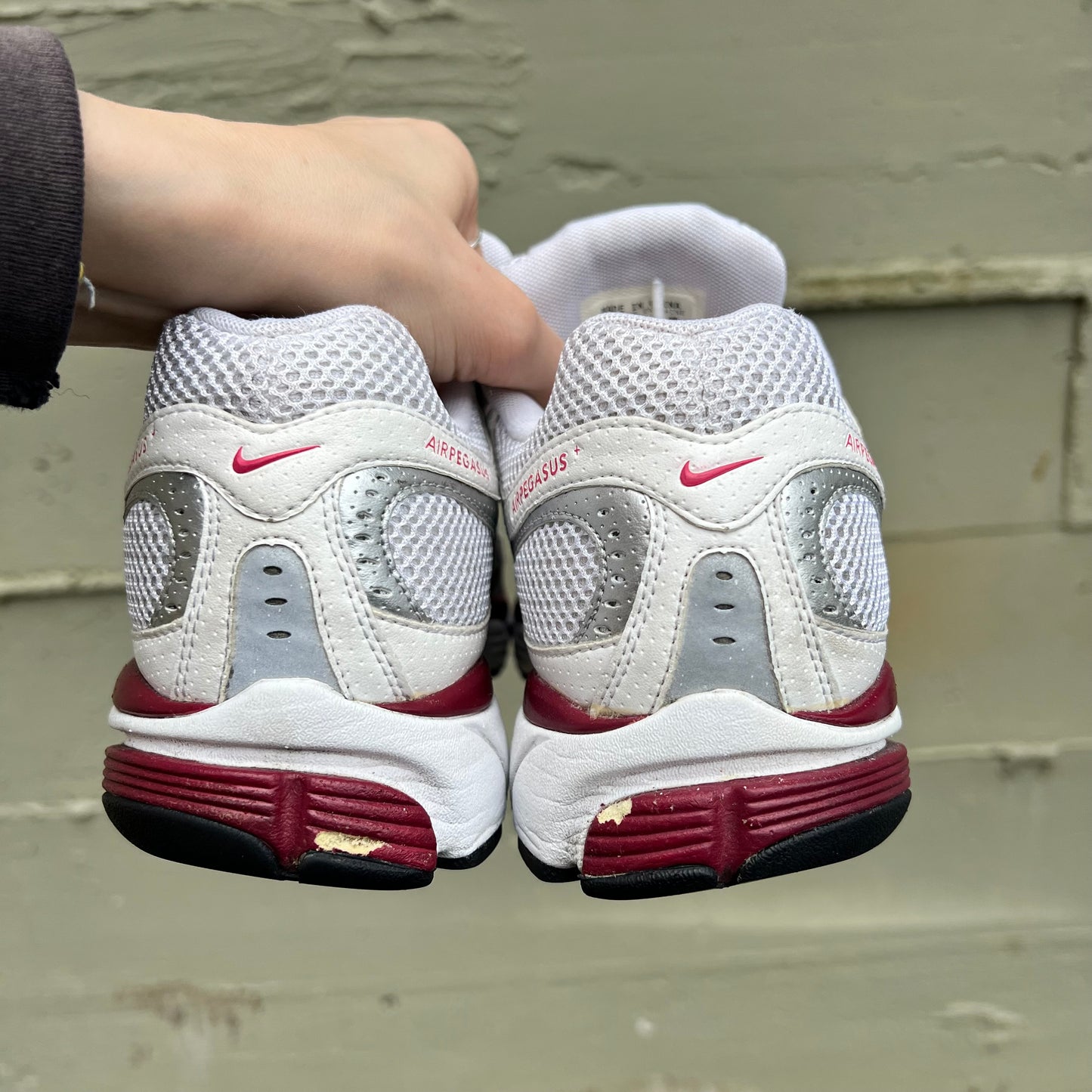 Vintage 2007 Nike Air Pegasus+ Bowerman Series - Size 9.5W/8M - White/Red-Pink - #31669-181